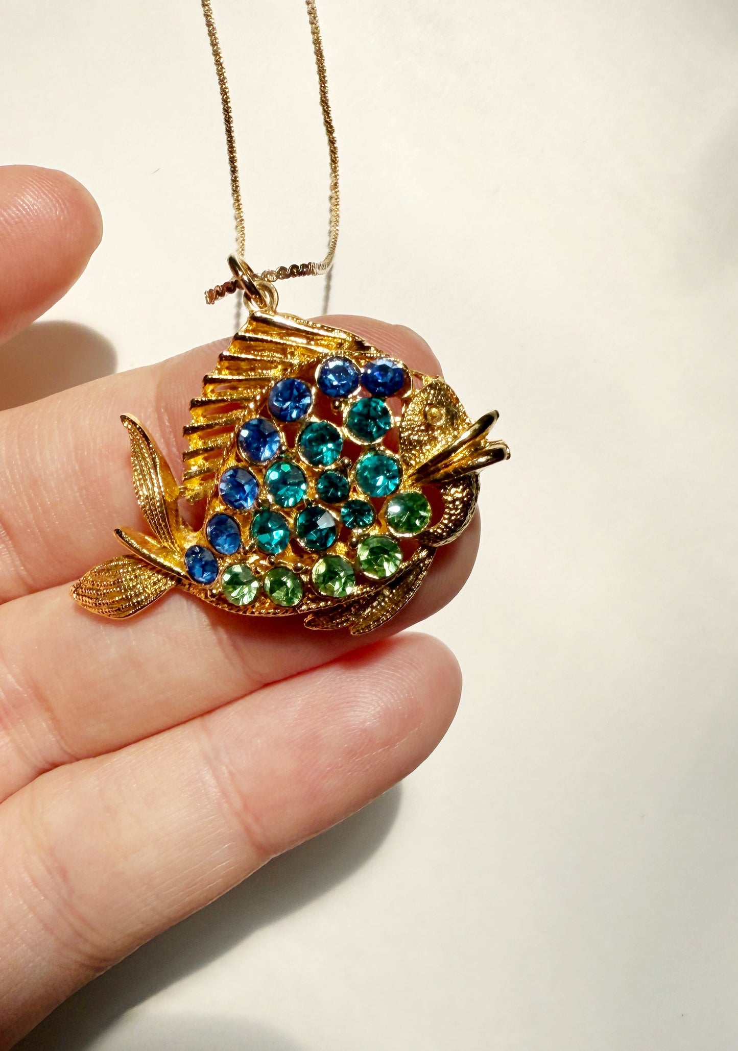 Rhinestone fish necklace
