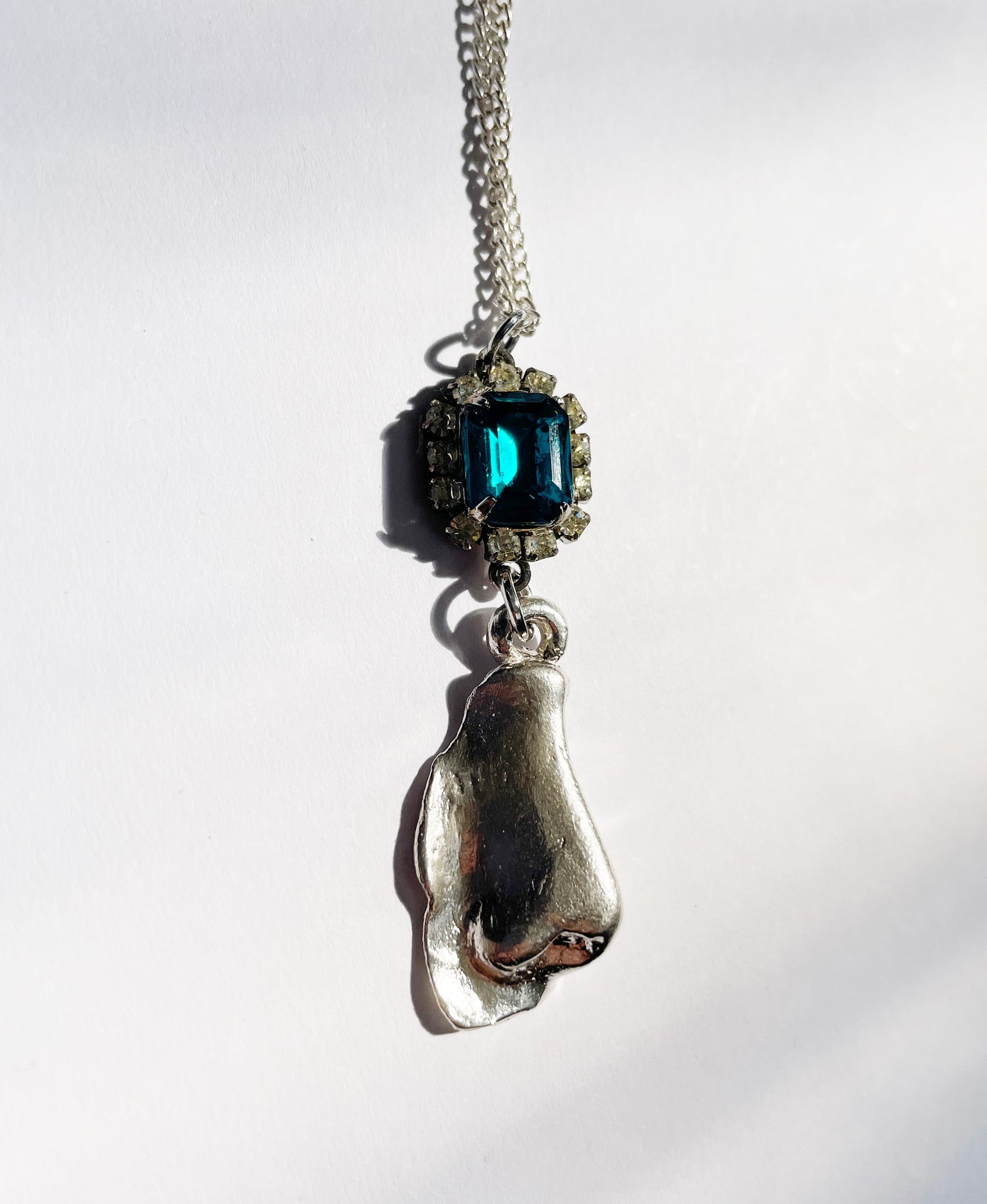 Nosey business party necklace