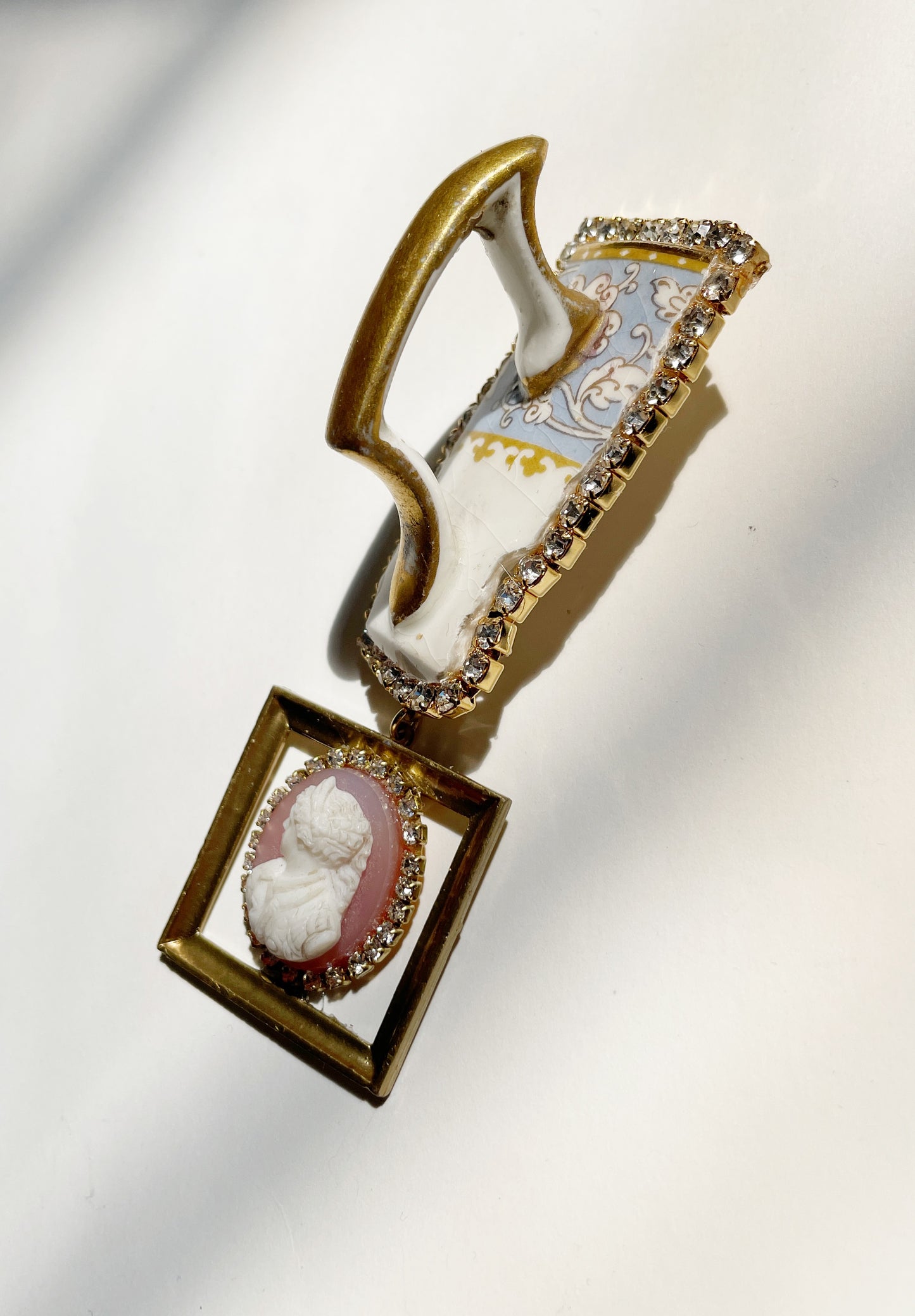 Miniature Marvels Alice brooch