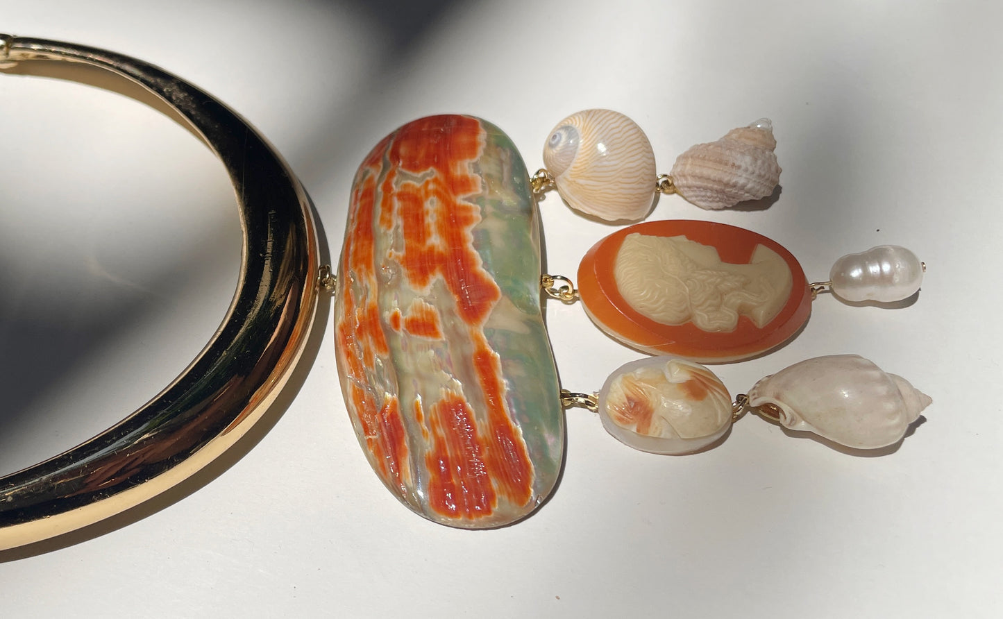 Dreamy abalone cameo shell choker