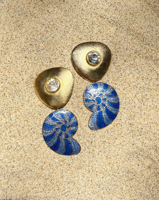 Hidden shell earrings