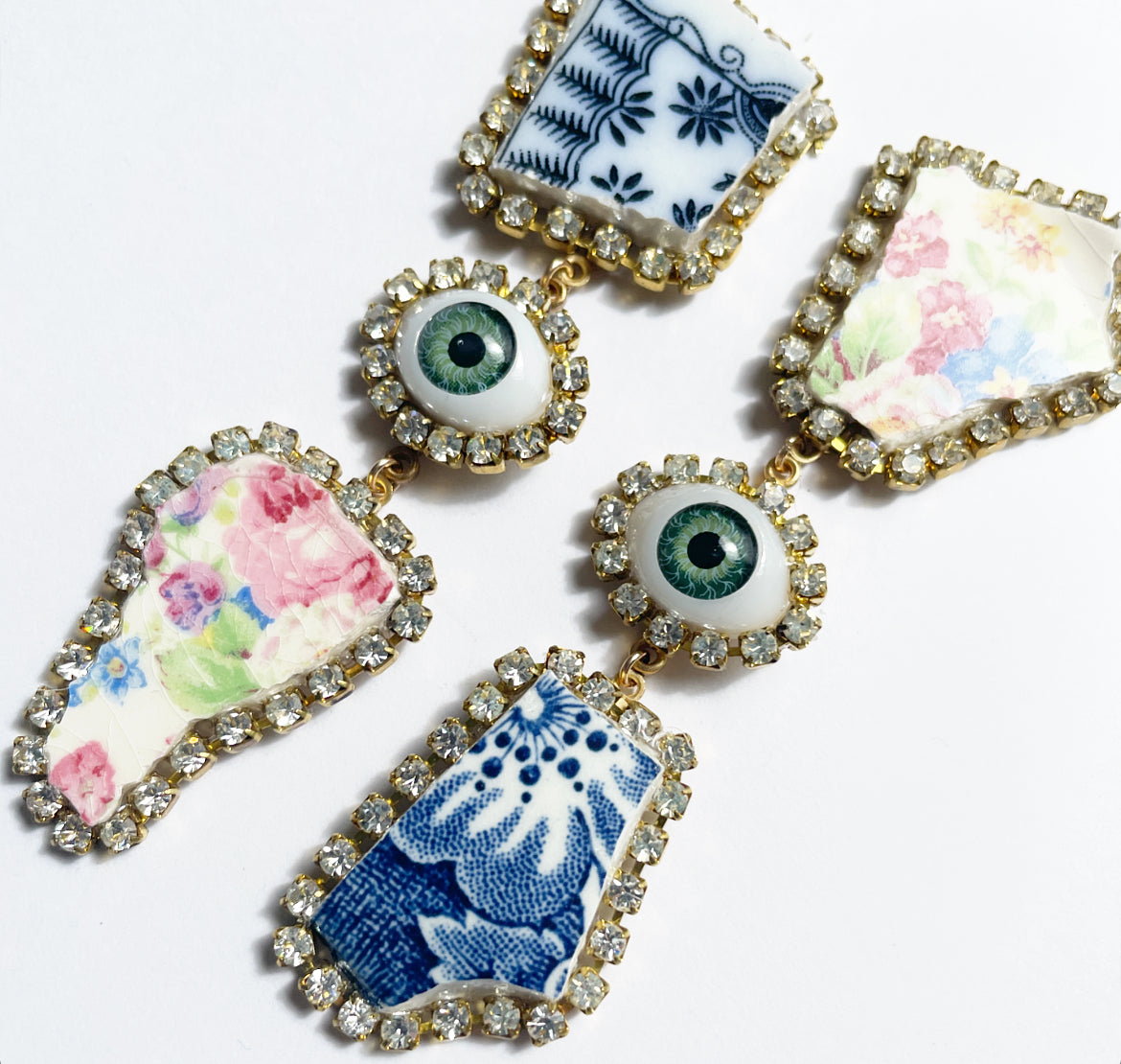 Dreamy pieces ceramic floral studs