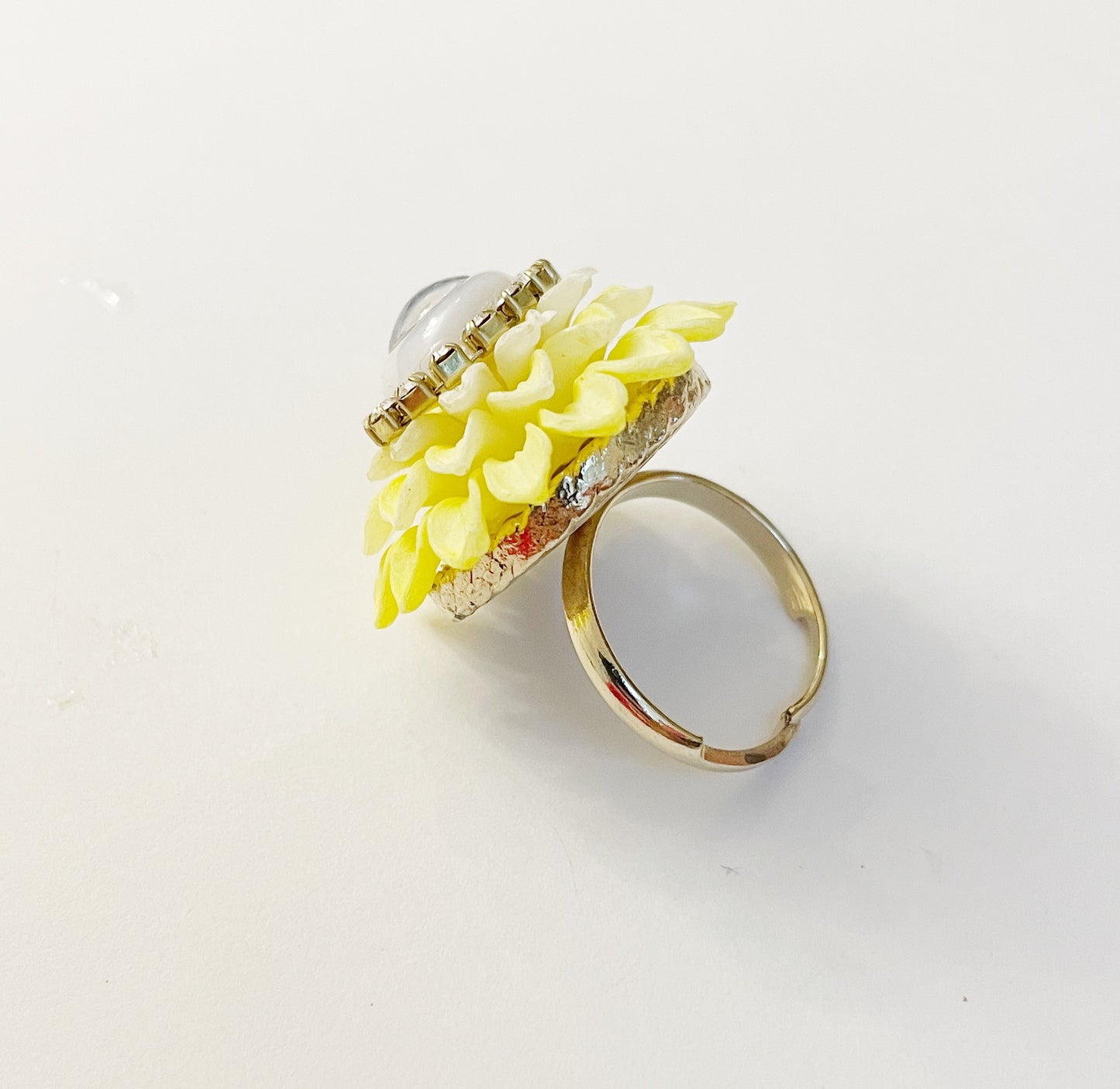 Desert Bloom Magritte ring