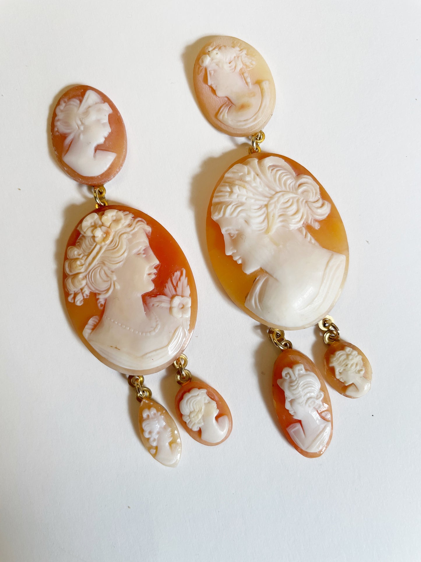 Charming shell cameo earrings