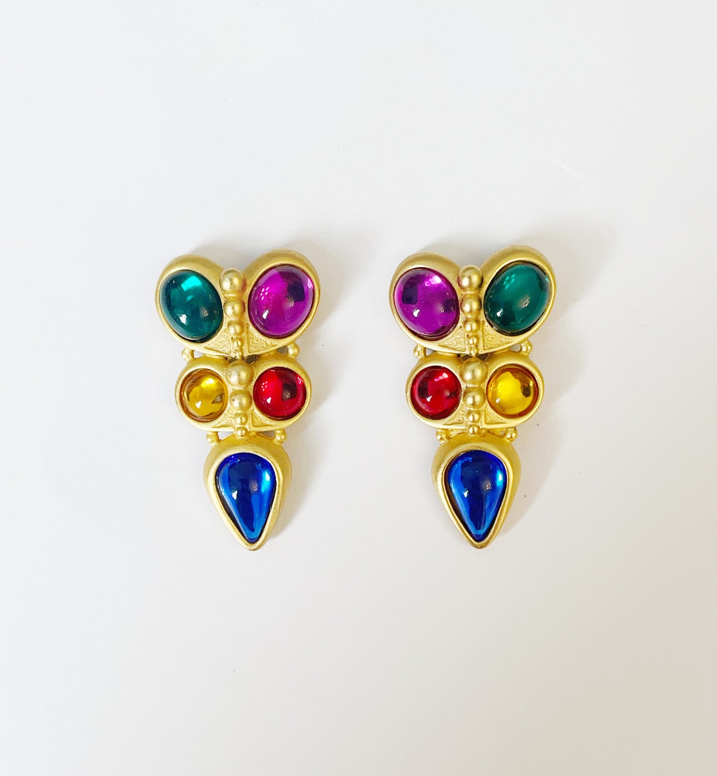 Treasure chest studs