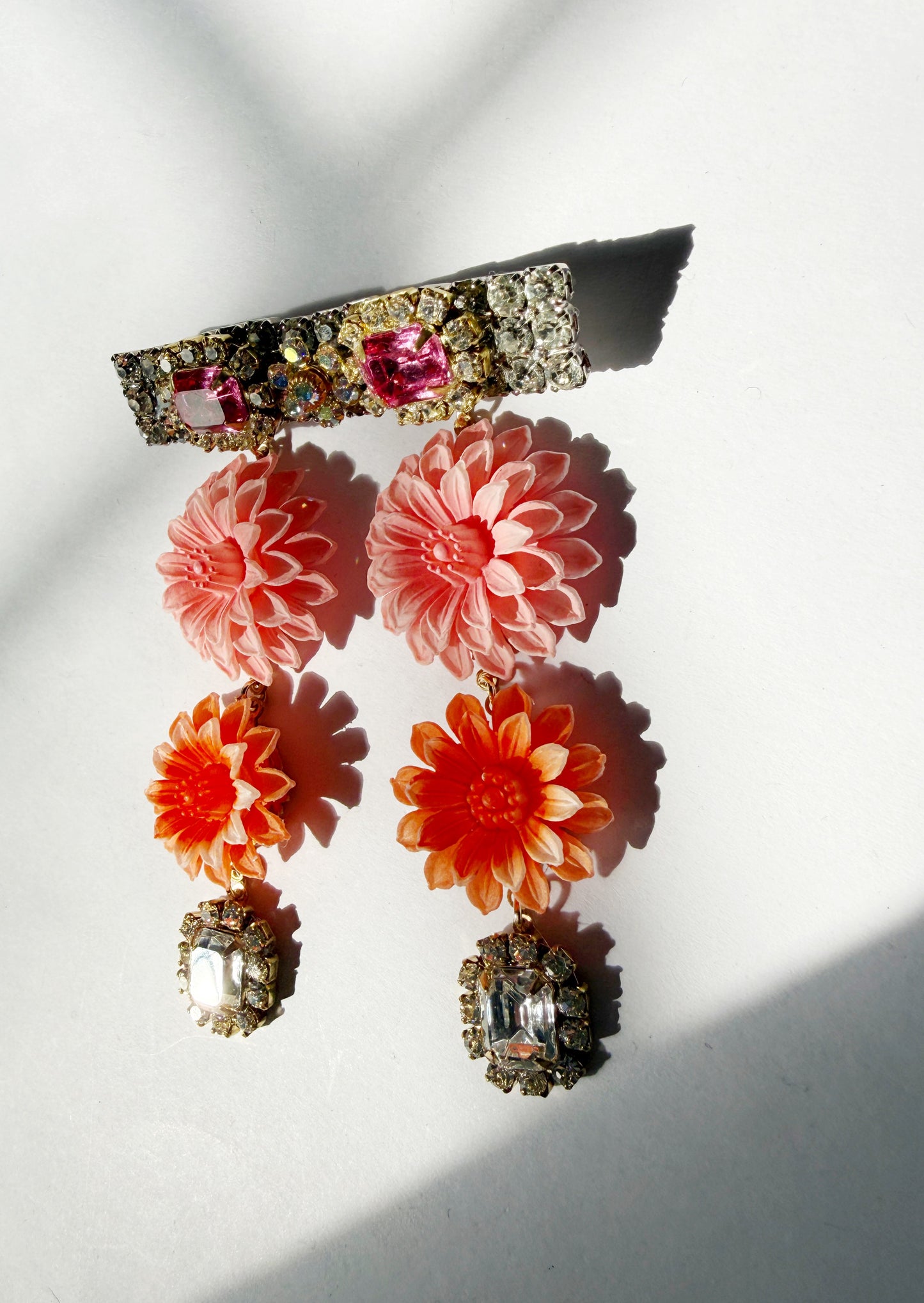 Floral disco brooch