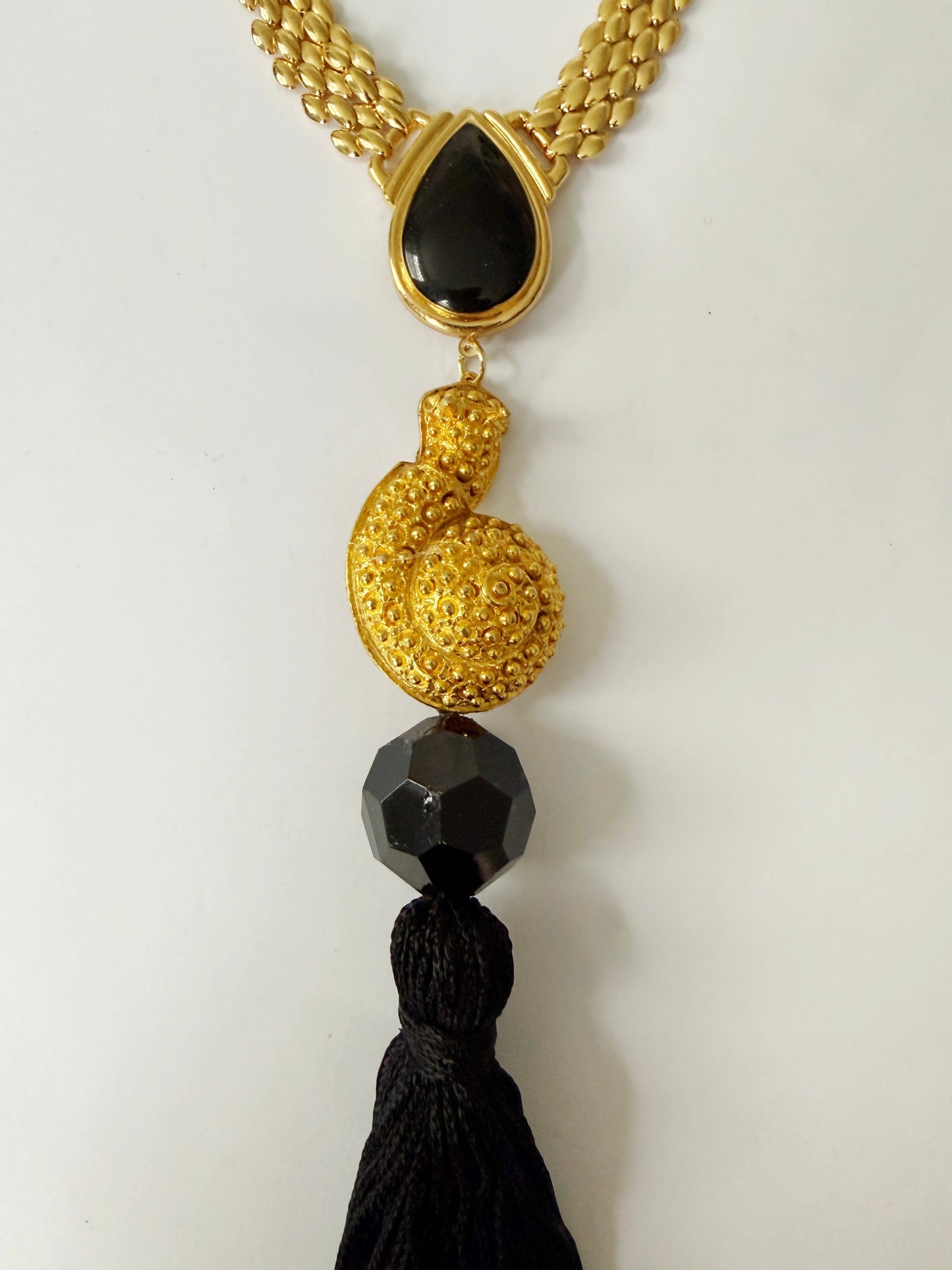 Snail fringe statement necklace