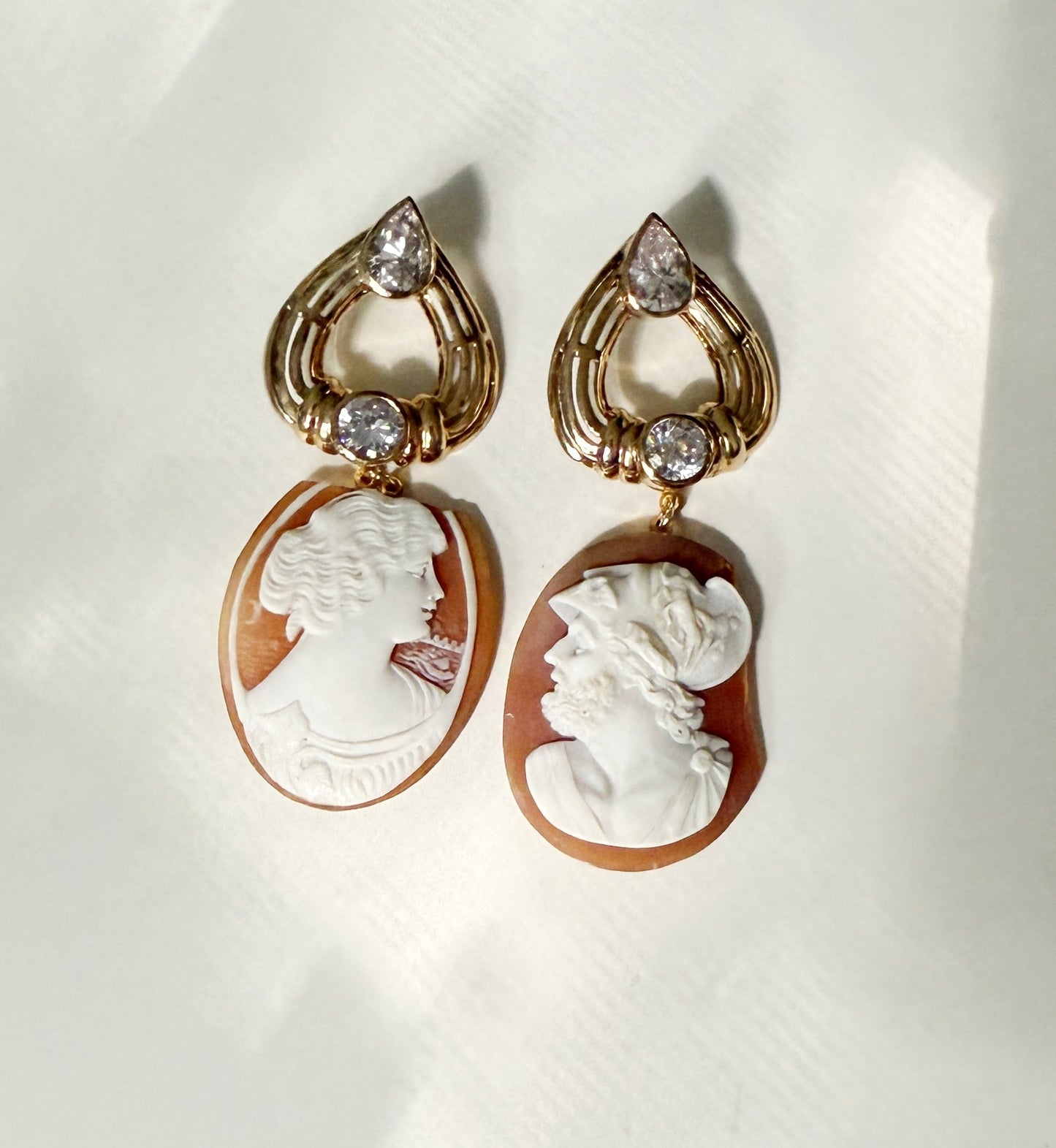 Cameo conversation studs