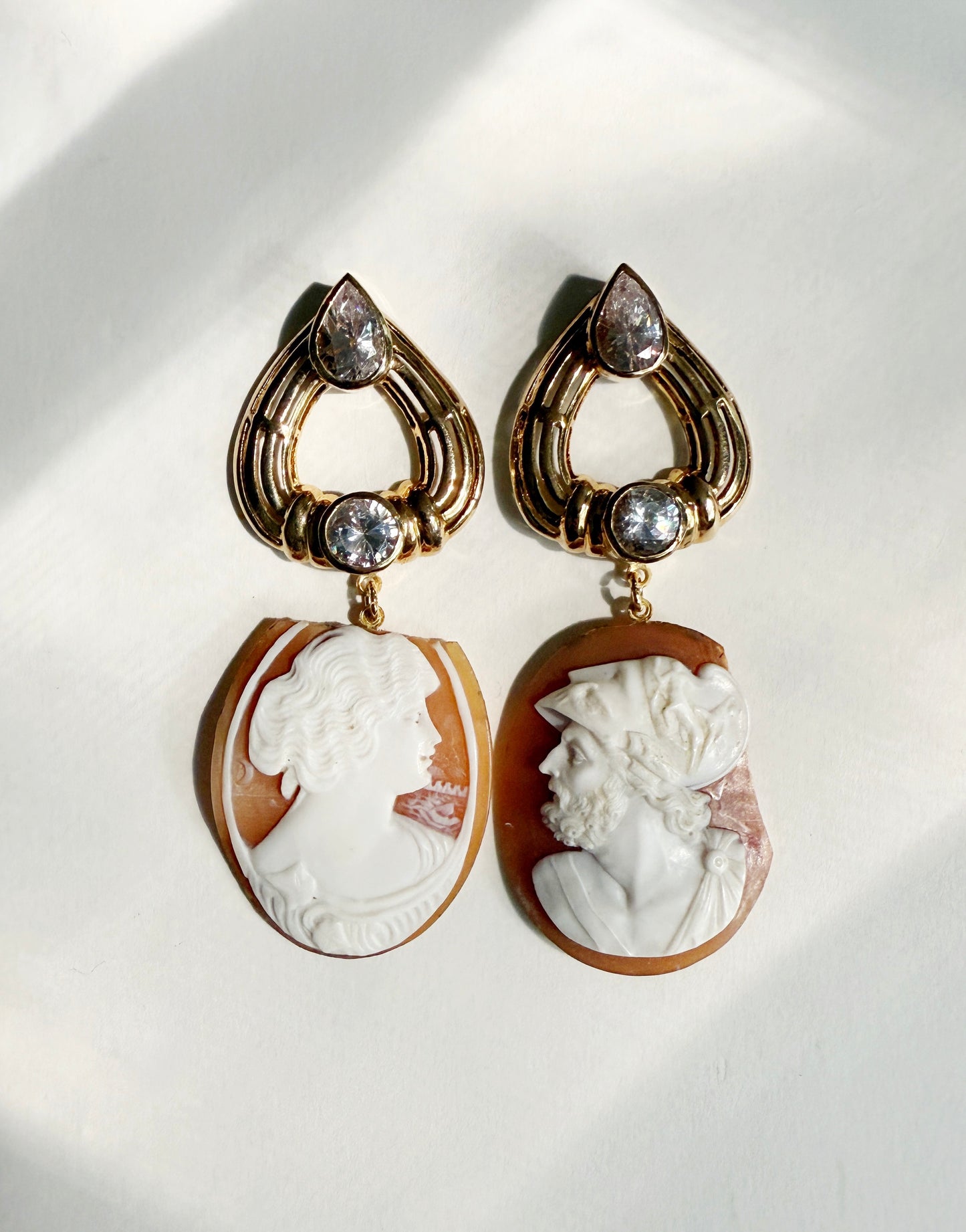 Cameo conversation studs