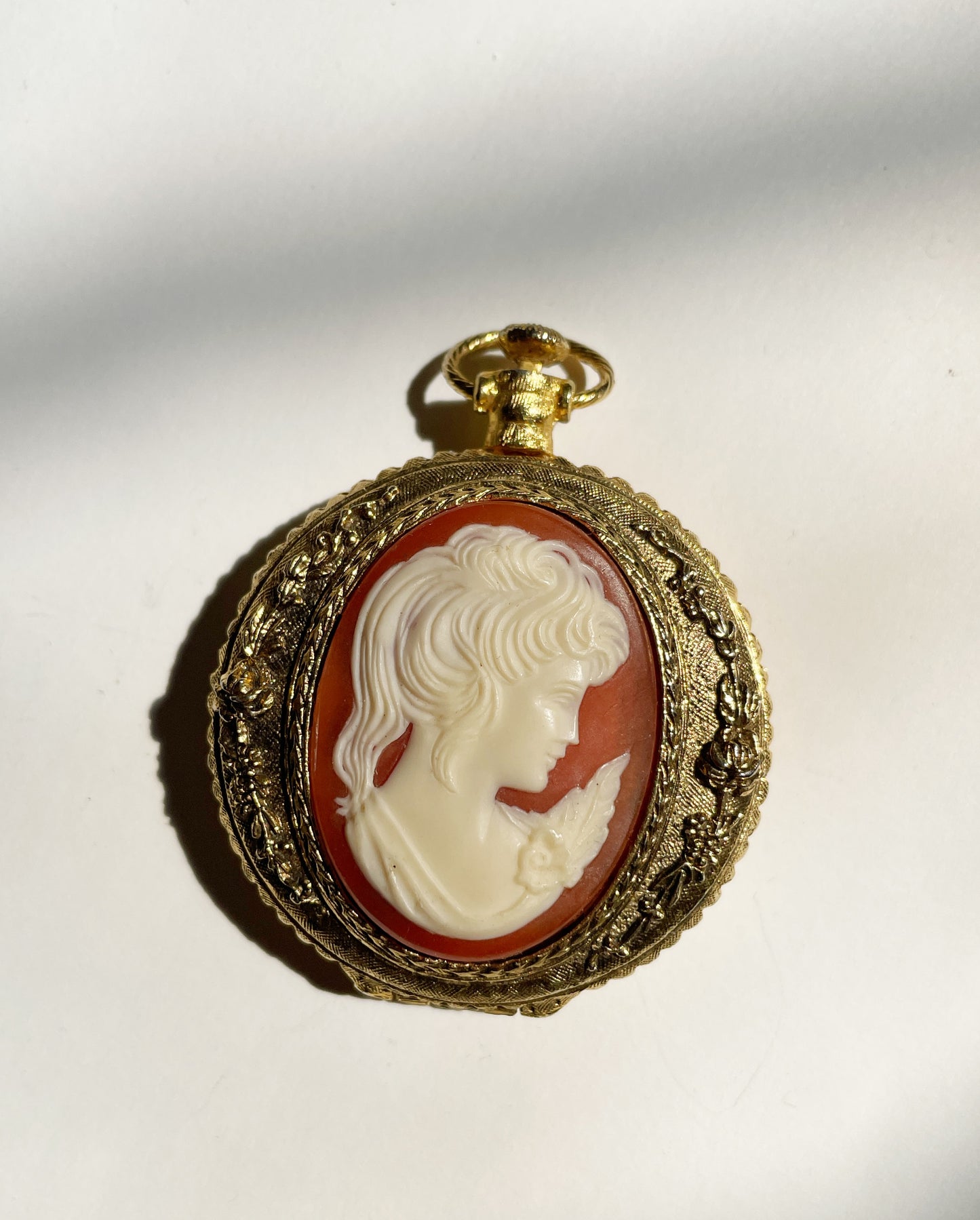 Miniature marvels cameo mirror