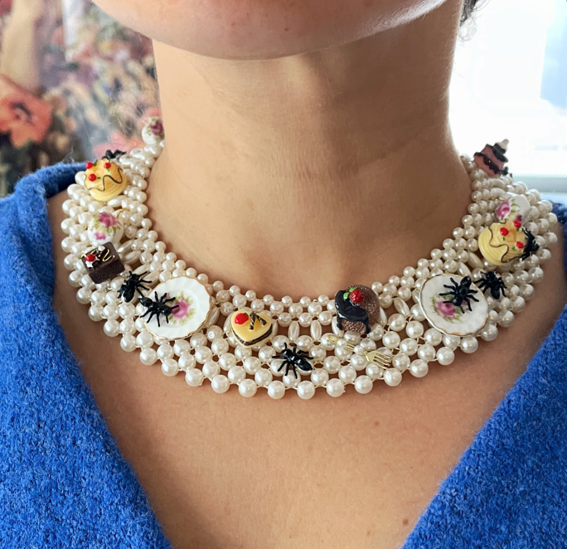 The ant party necklace