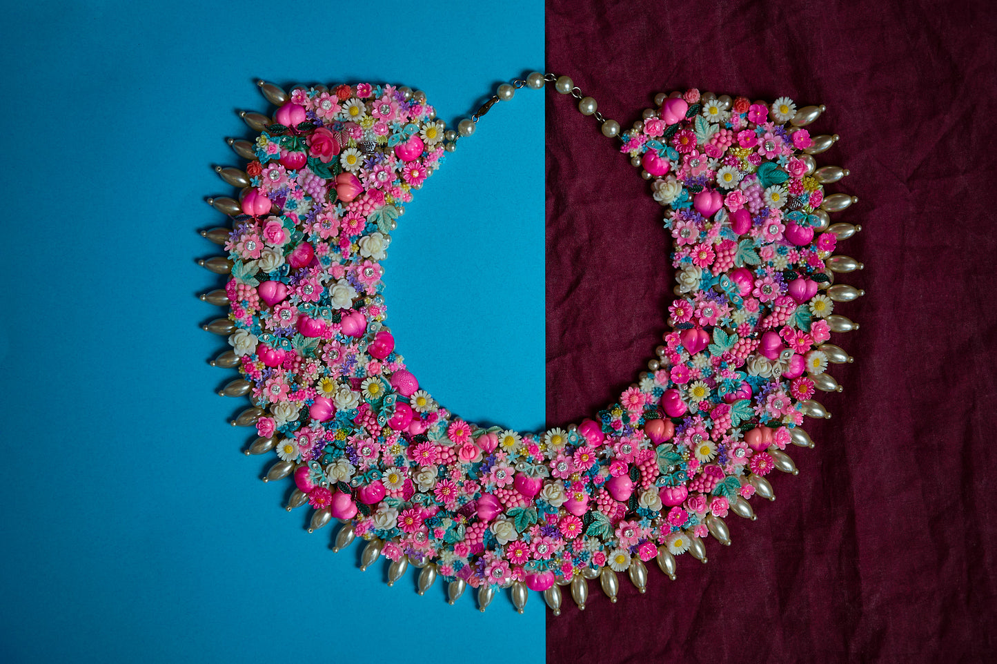 Desert Bloom confetti necklace
