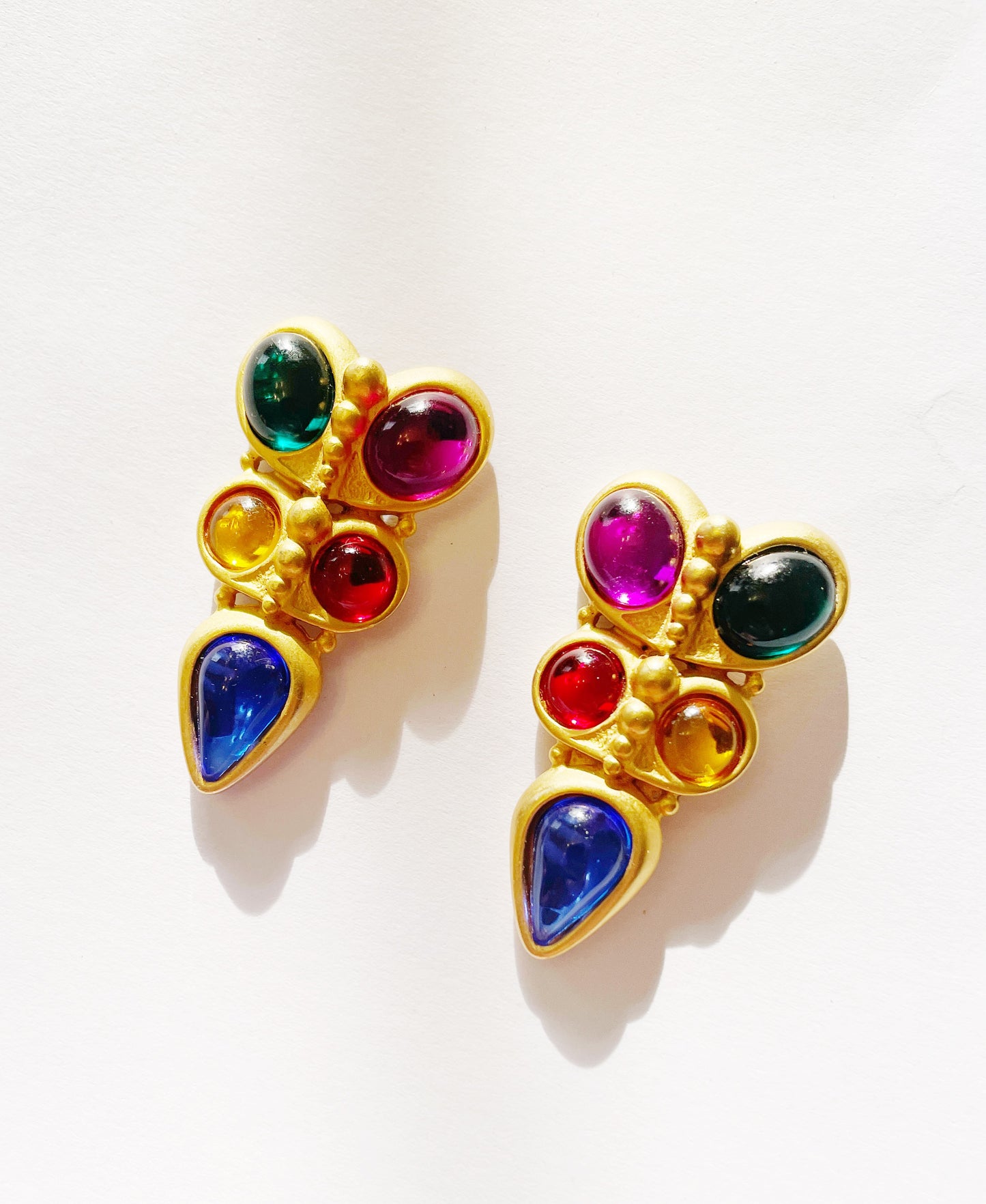 Treasure chest studs