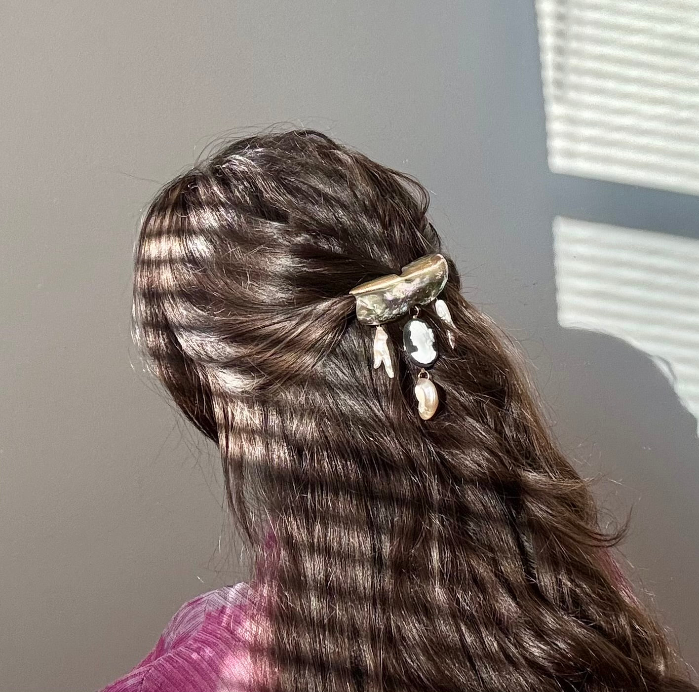 Goddess shell cameo hair barrette