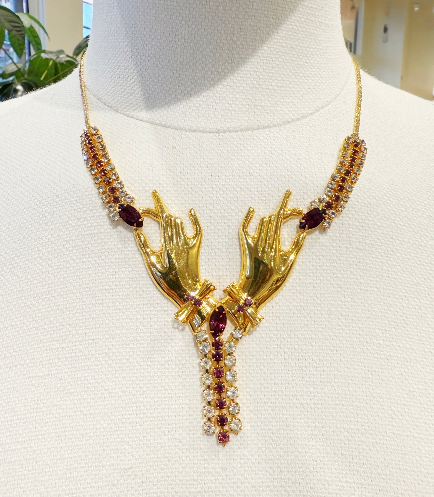 Vintage double hand rhinestone necklace