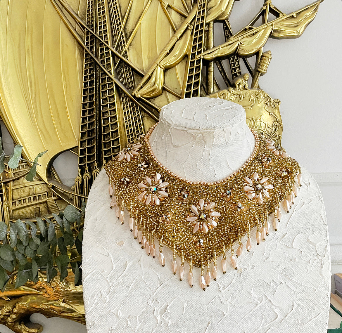 Vintage 1950’s beaded sequin collar necklace