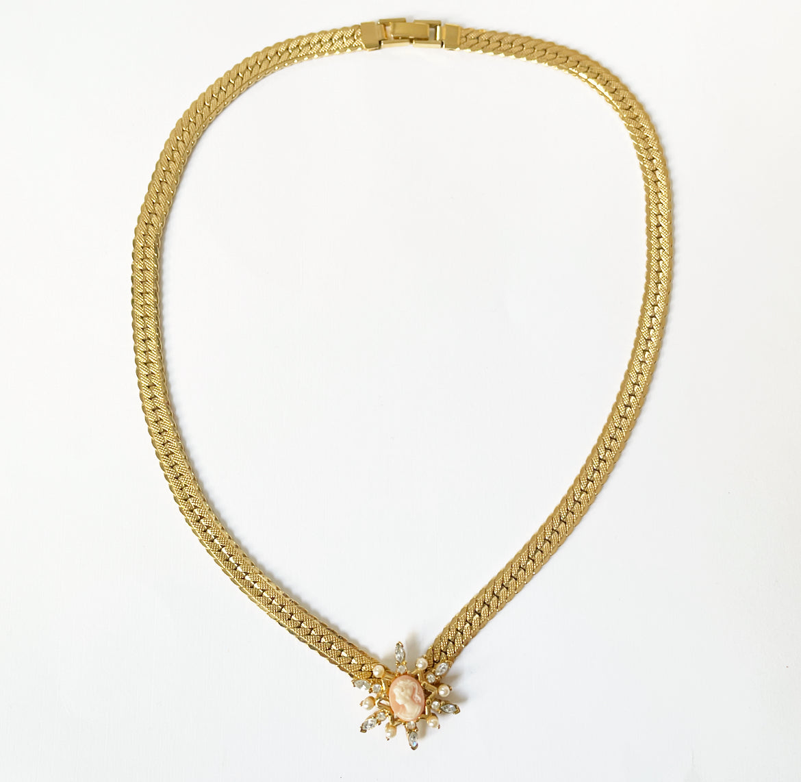 Cameo choker necklace