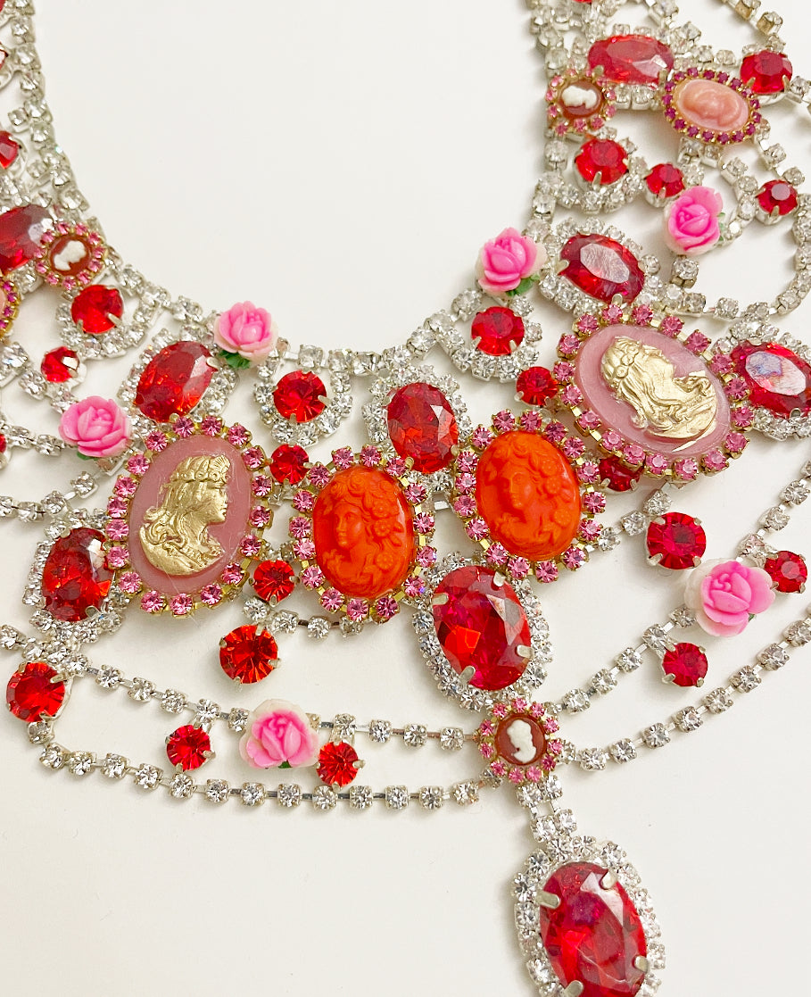 Pièce de résistance cameo necklace