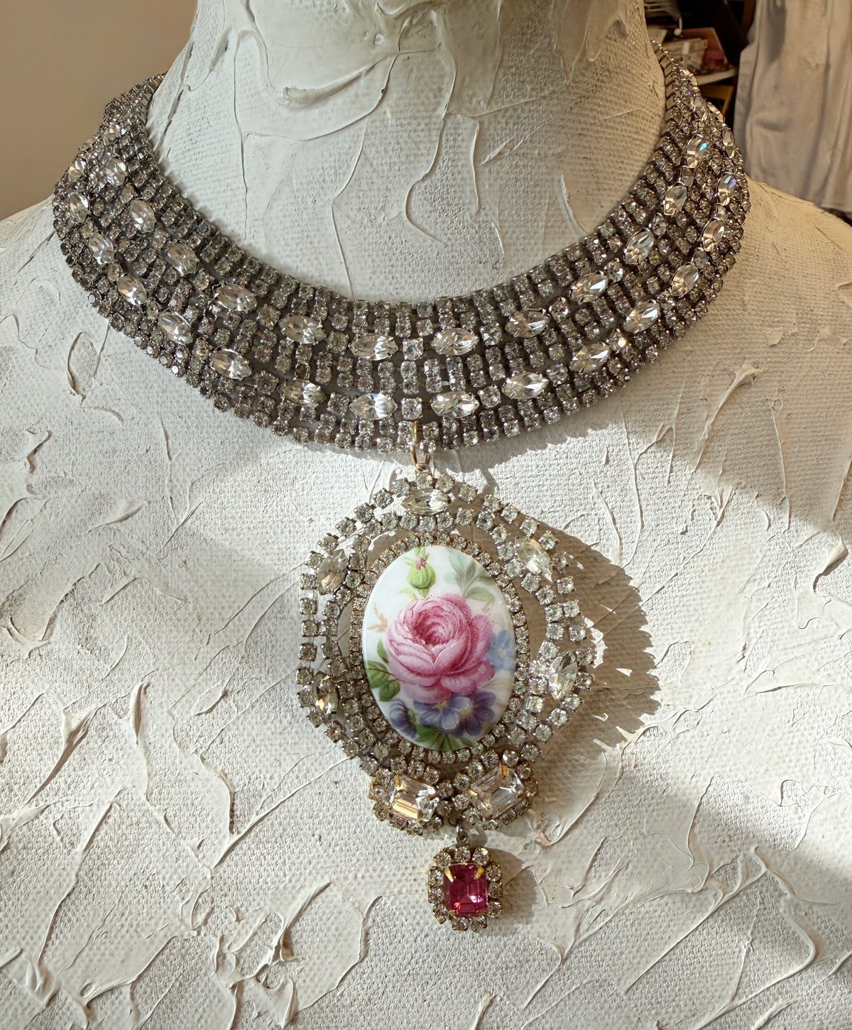 Rose garden rhinestone necklace