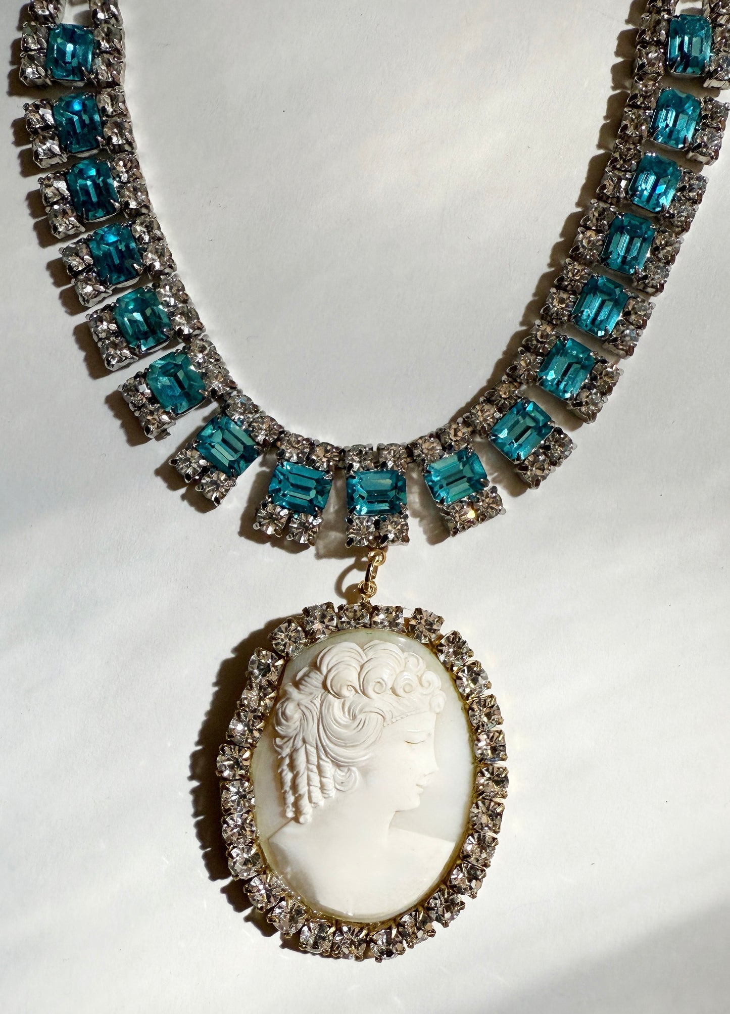 Heart of the ocean cameo necklace