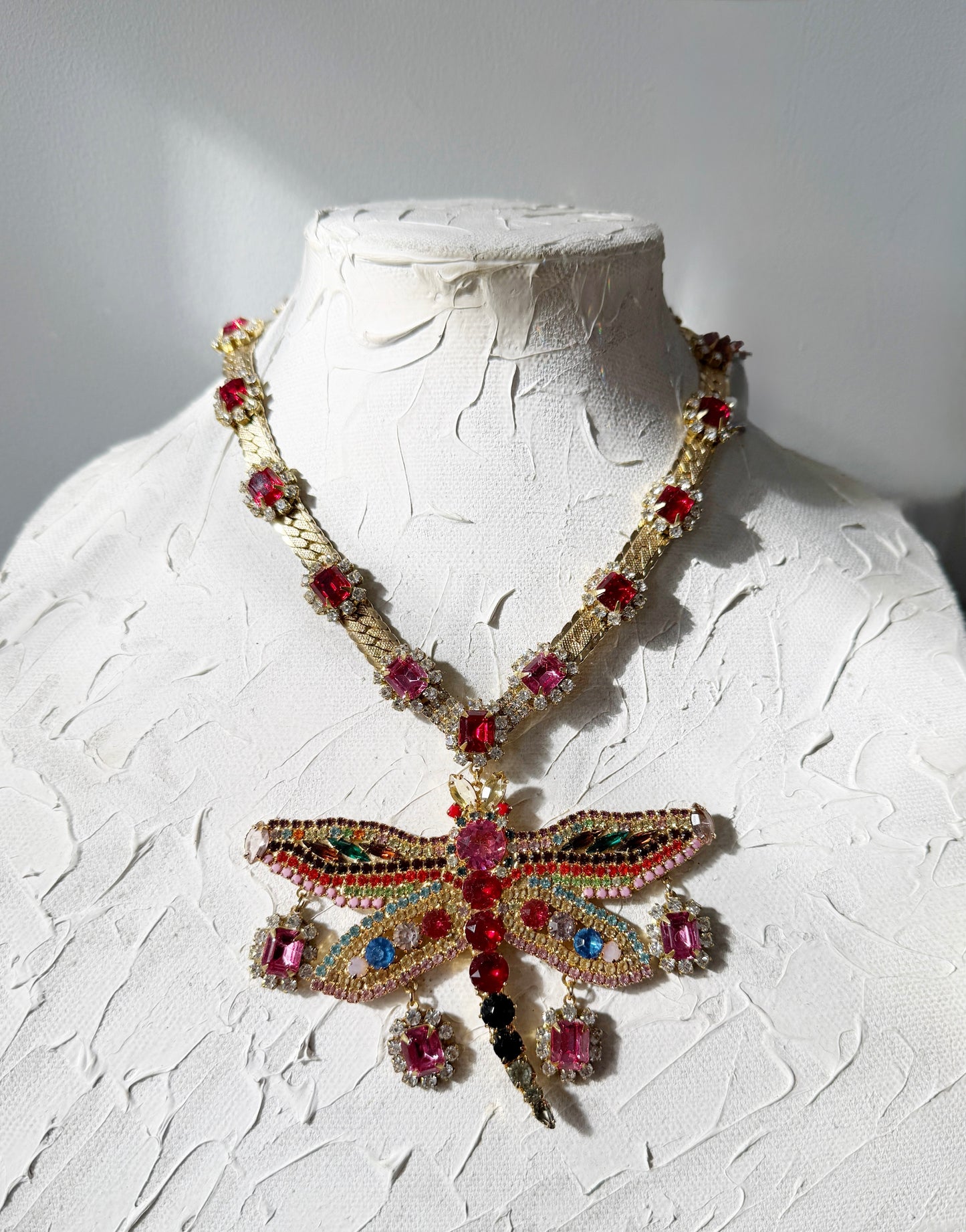 Electric dragonfly rhinestone choker