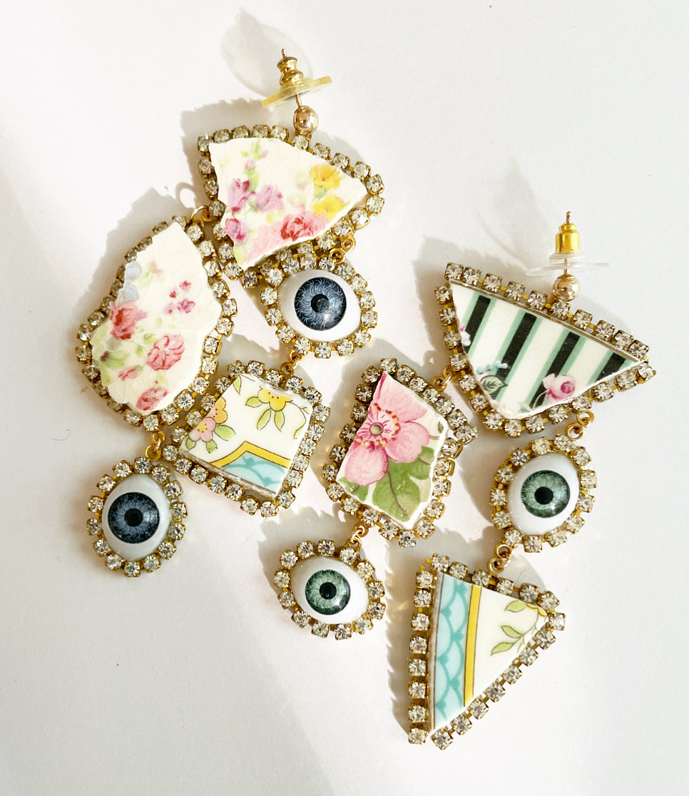 Dreamy pieces ceramic floral studs