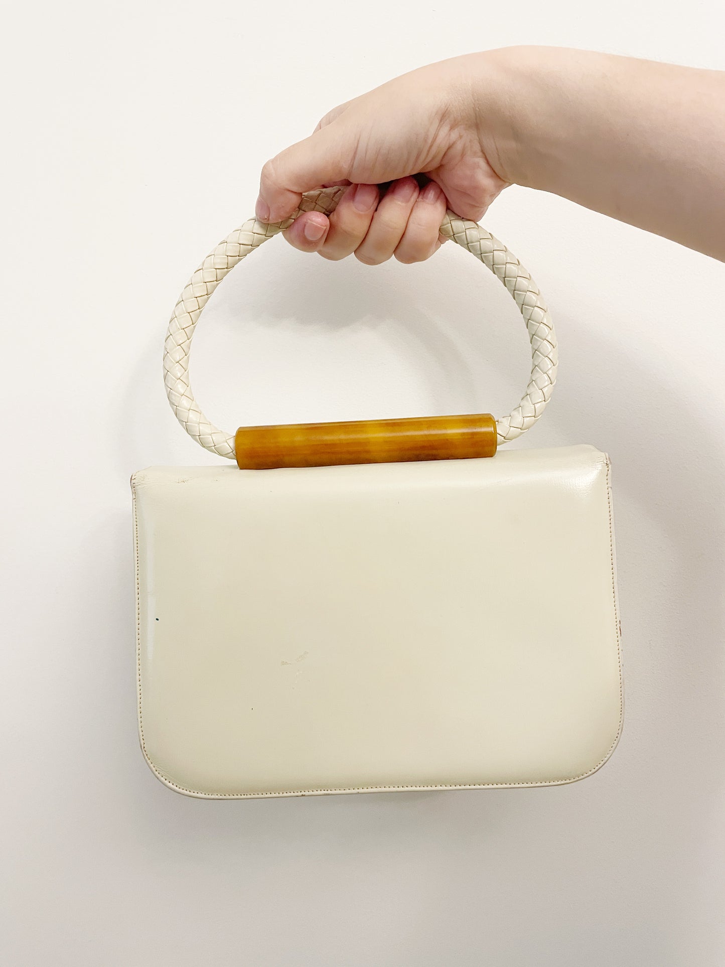 The Gallery wall garden purse