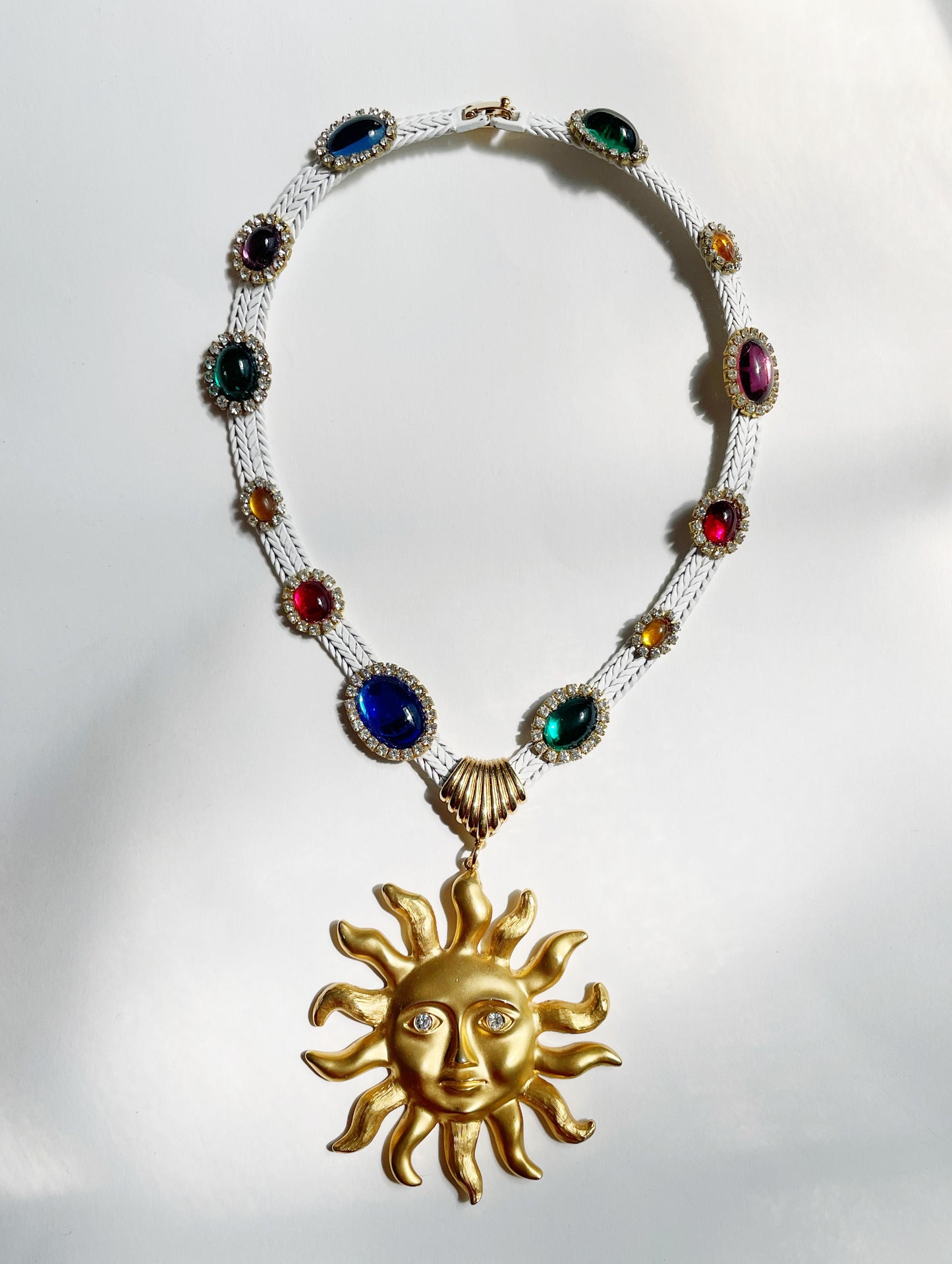 Sunny daze choker necklace