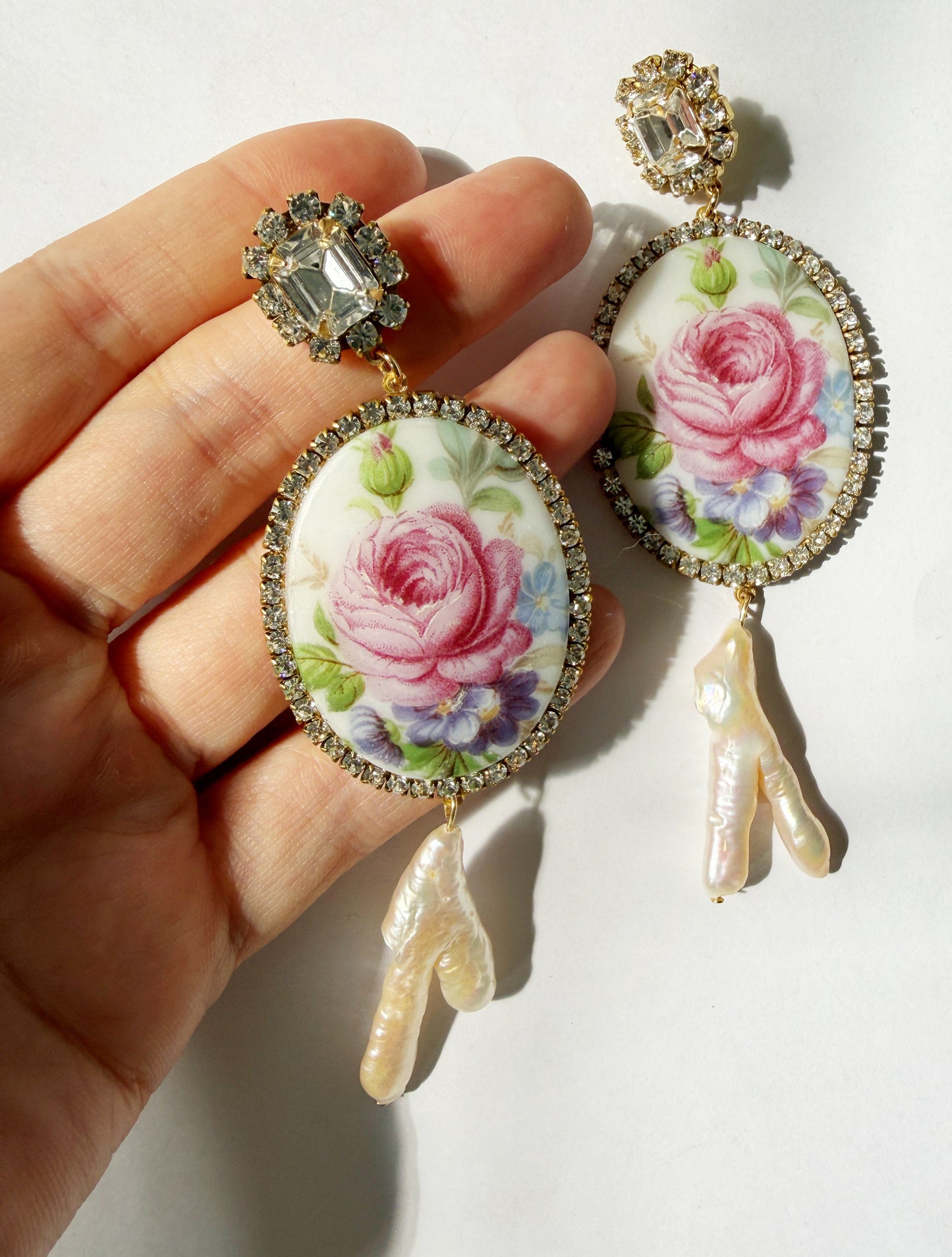 Rose garden pearl earrings