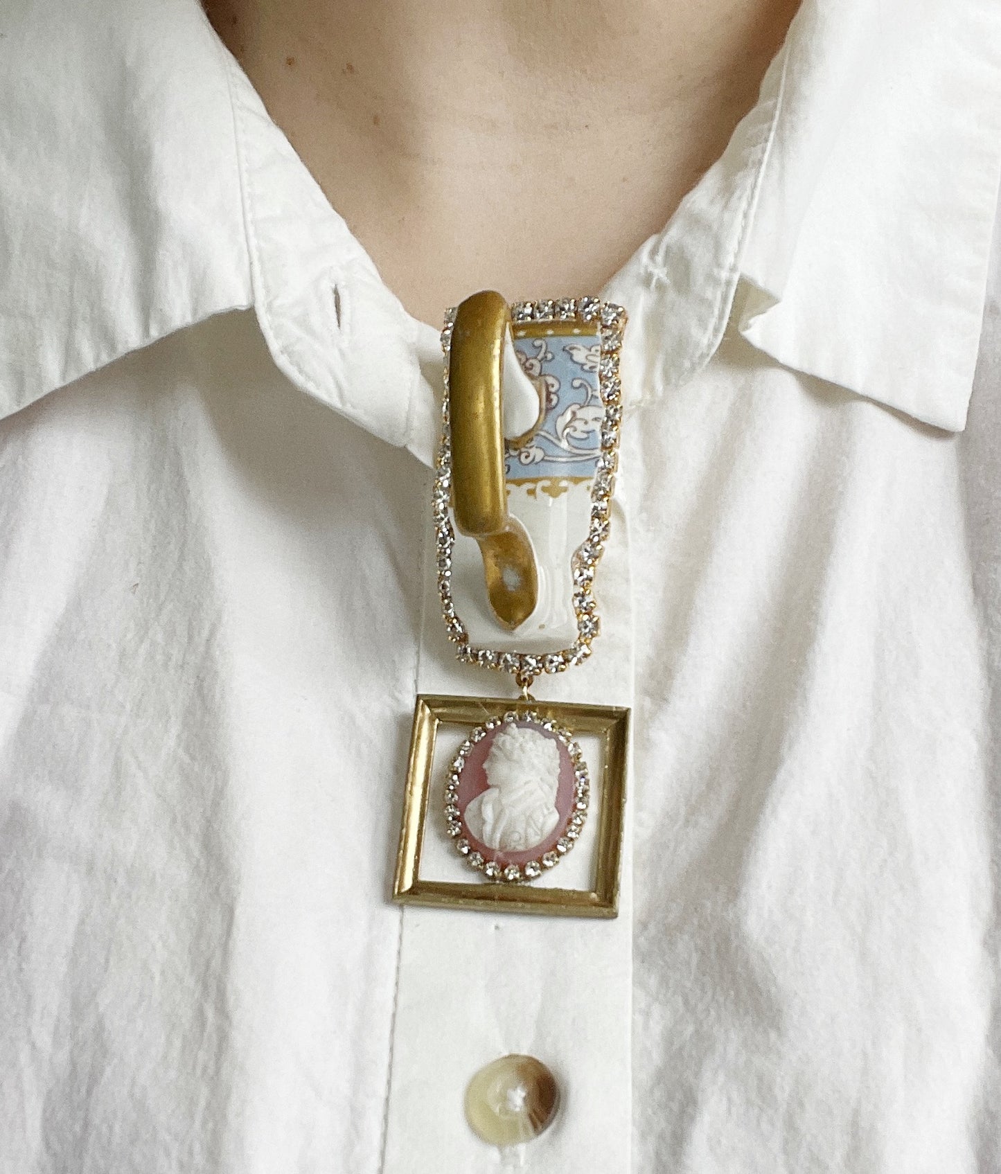 Miniature Marvels Alice brooch