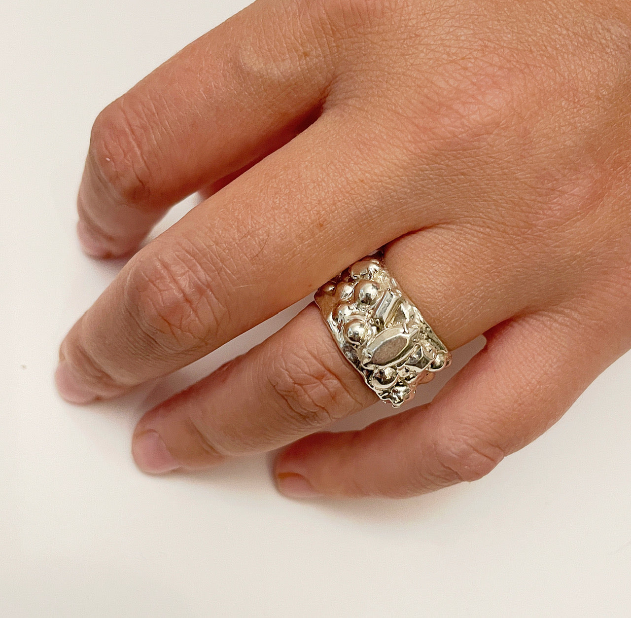 Sterling silver treasure chest ll ring