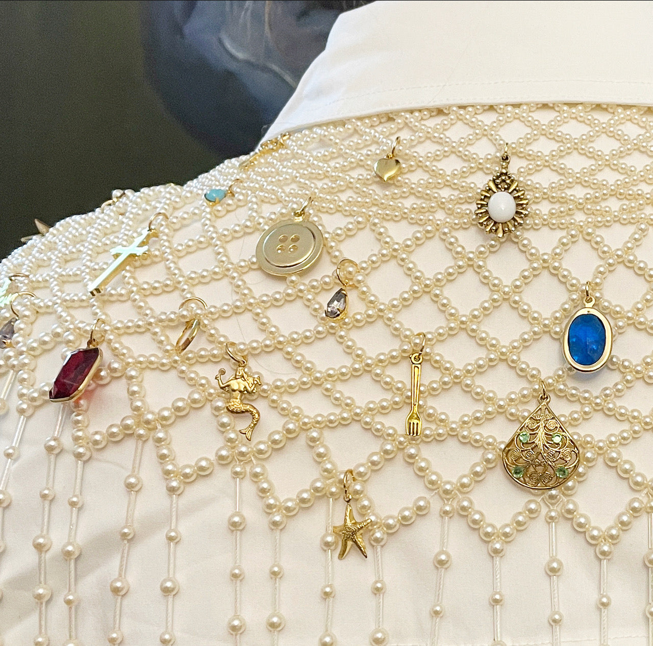 Vintage statement pearl charm capelet