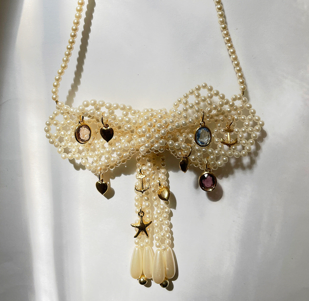 Vintage charm bow tie necklace