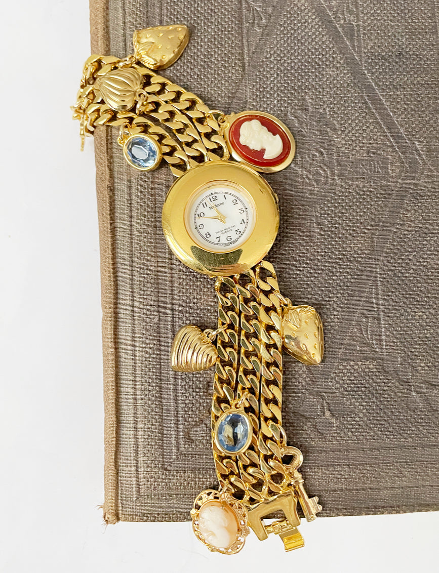 Charming cameo watch