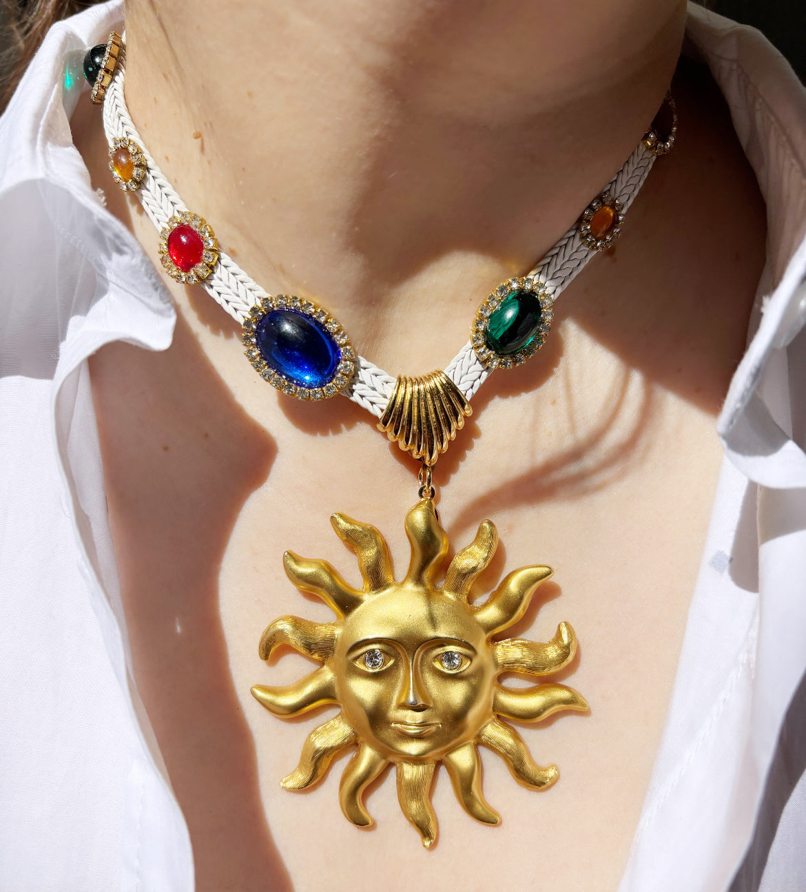 Sunny daze choker necklace