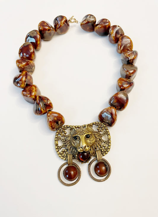 Lux lion choker