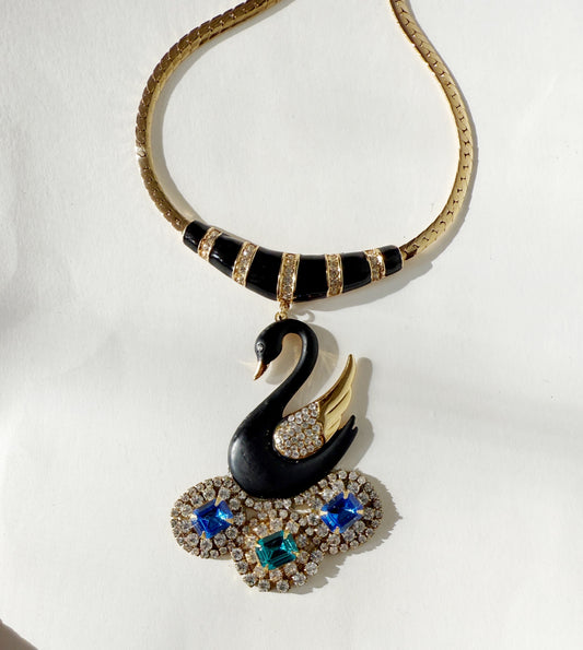 Swan lake necklace