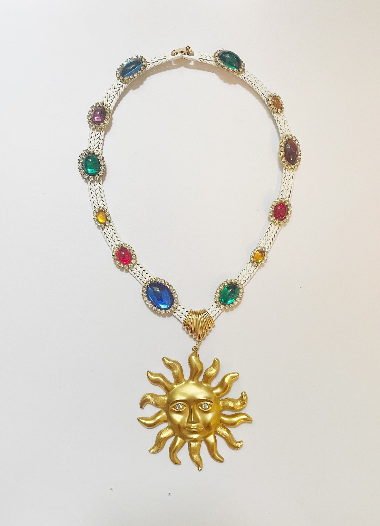 Sunny daze choker necklace