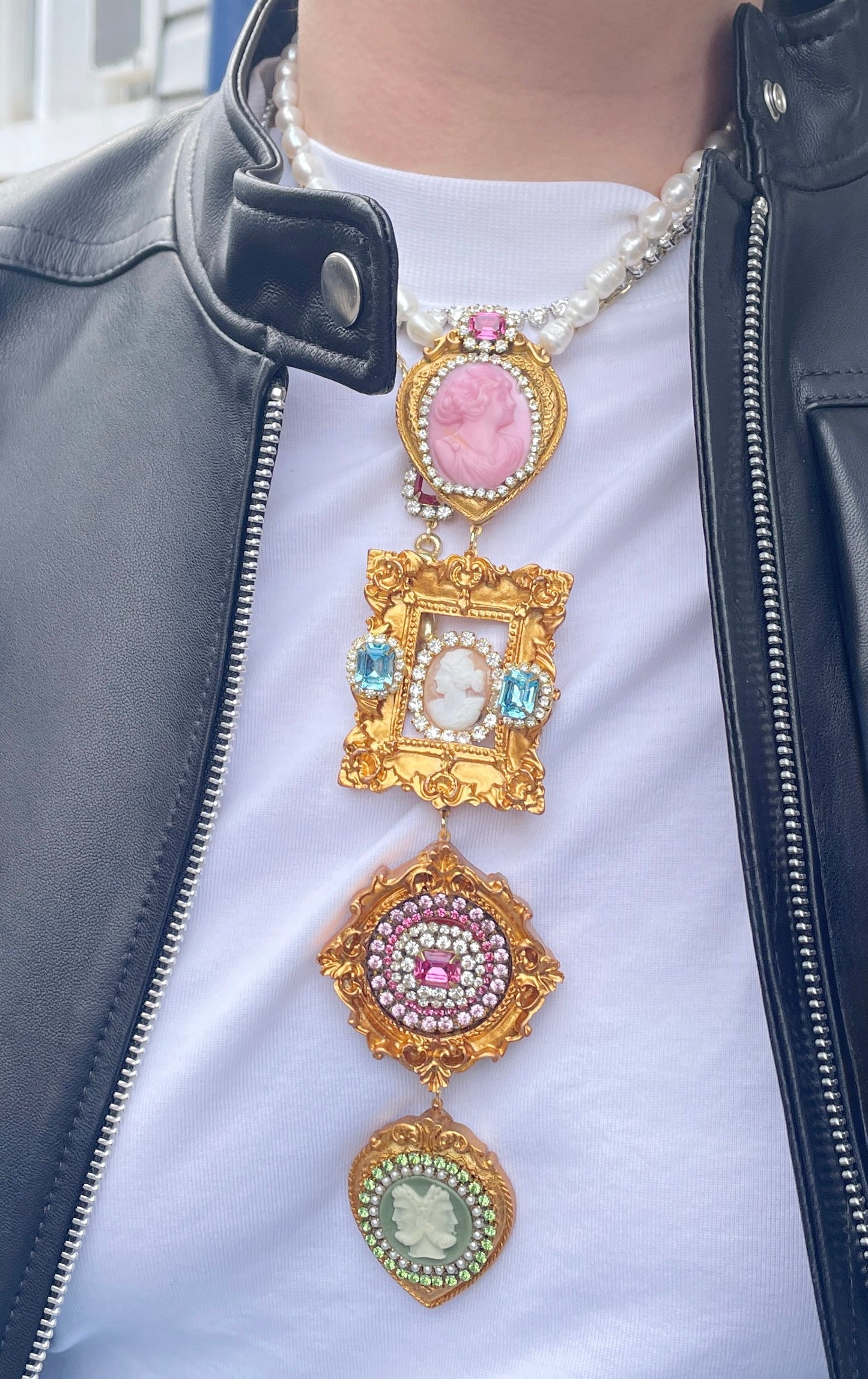 Cameo gallery wall tie necklace