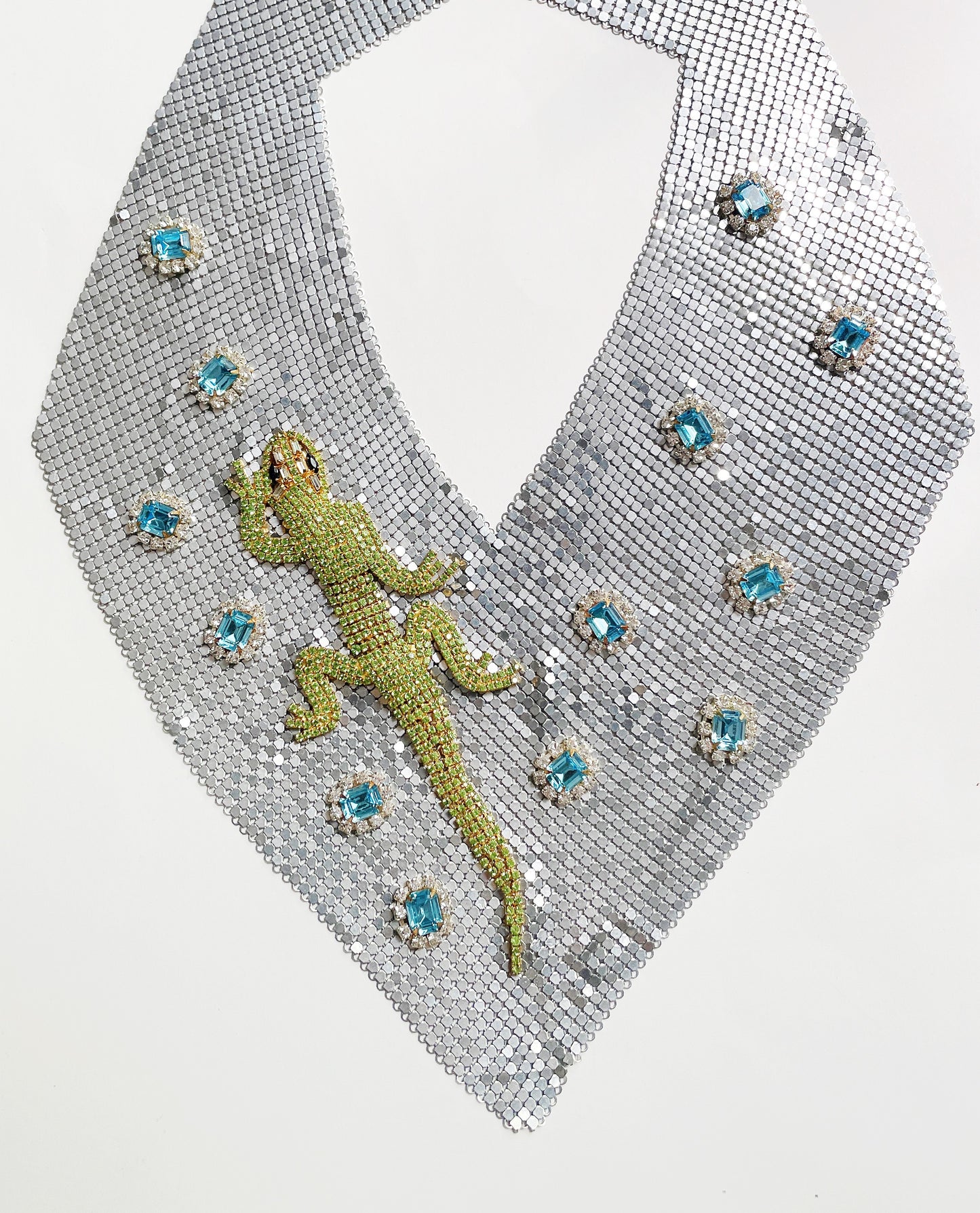 Silver lizard mesh statement necklace