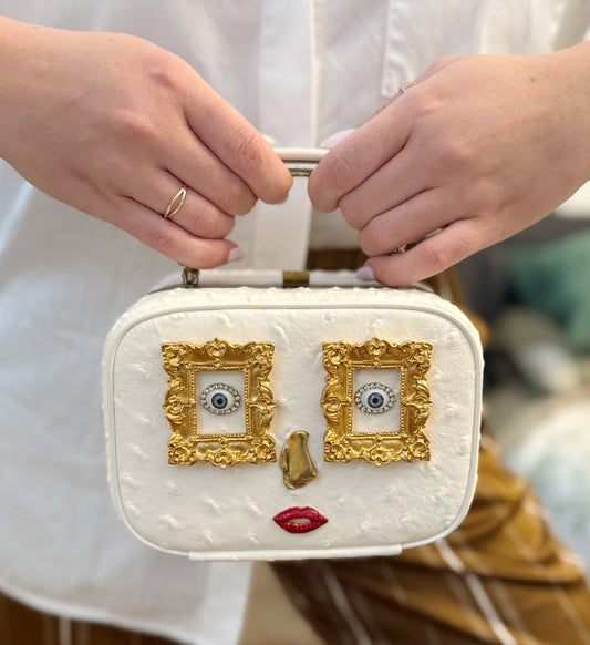 Ode to the master purse