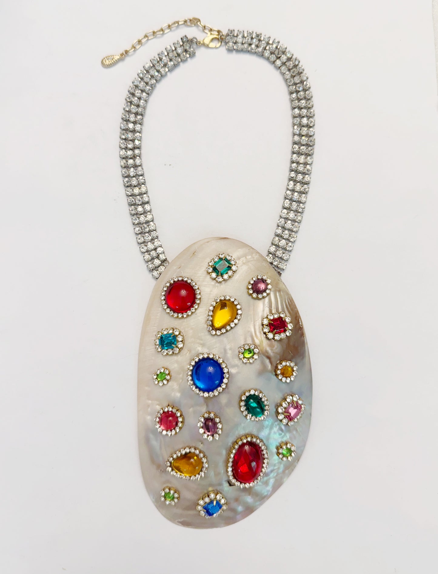 Statement rhinestone shell necklace