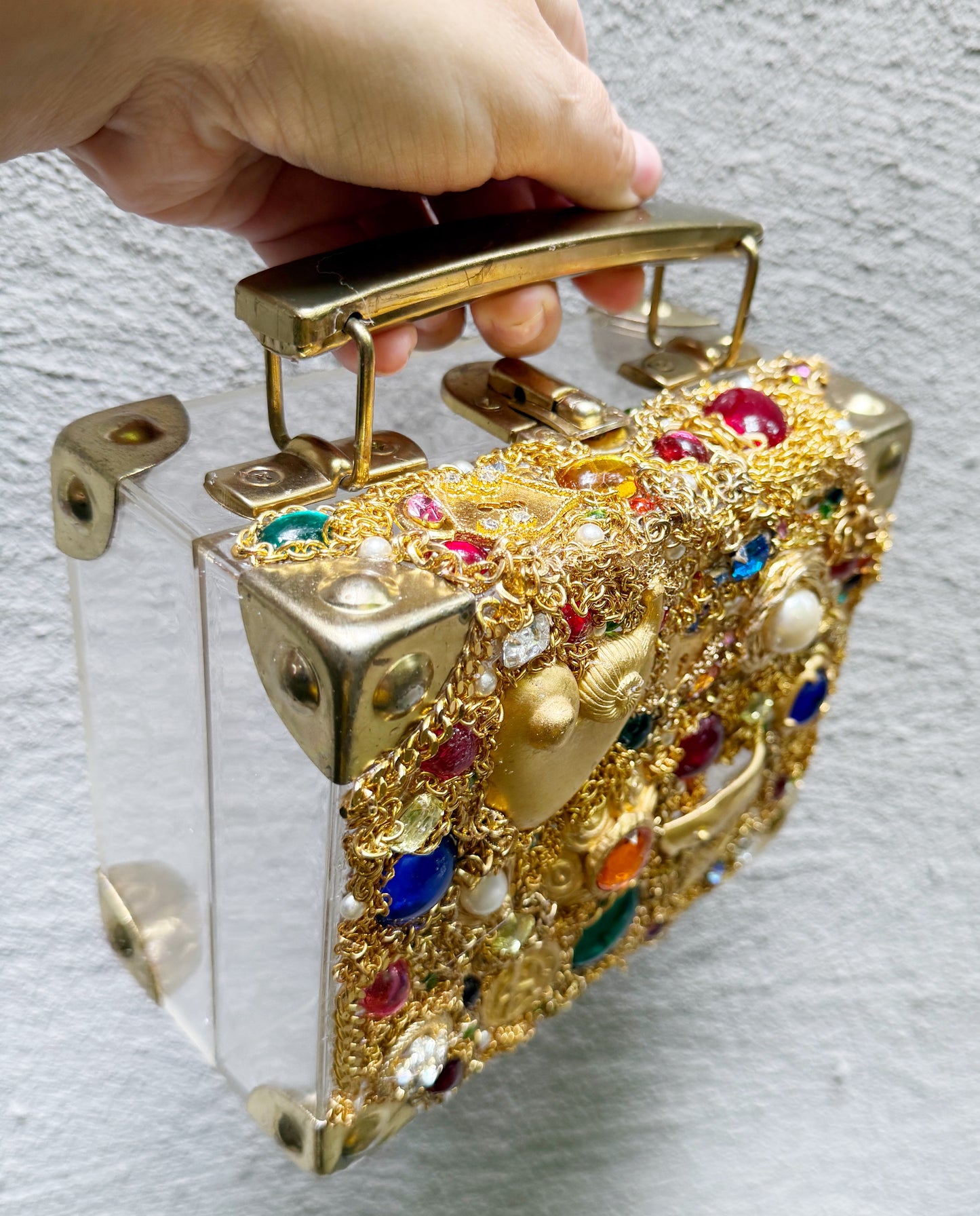 Hidden treasure purse