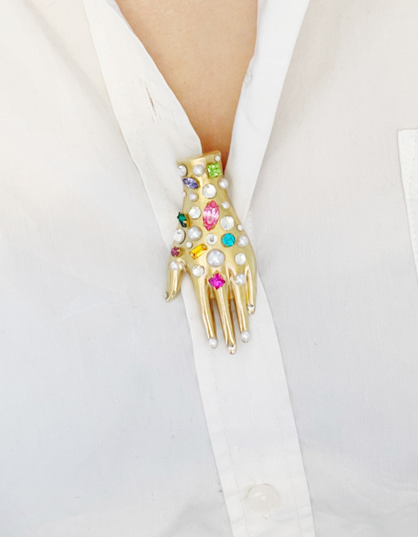 Rhinestone confetti hand brooch