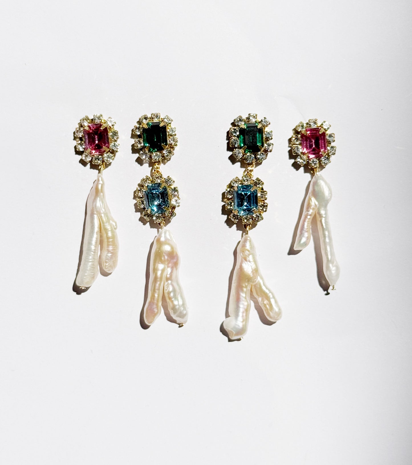 Electric rhinestone blue and green pearl studs