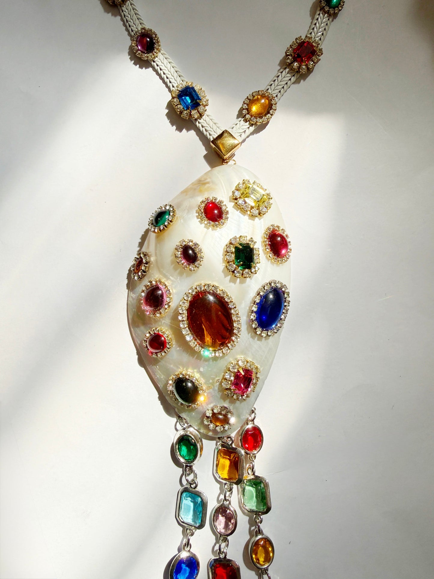 Colossal shell necklace