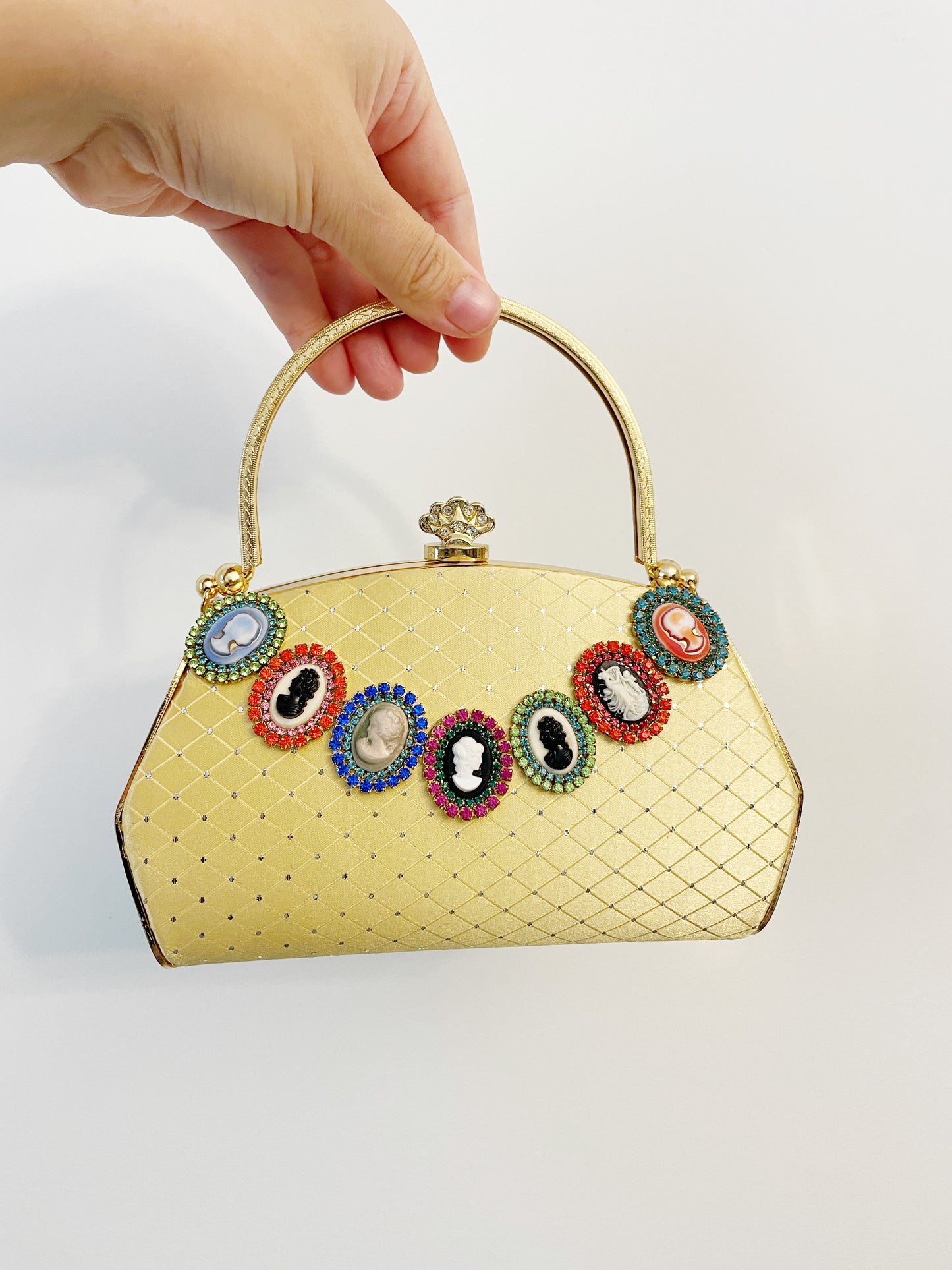 Cameo purse