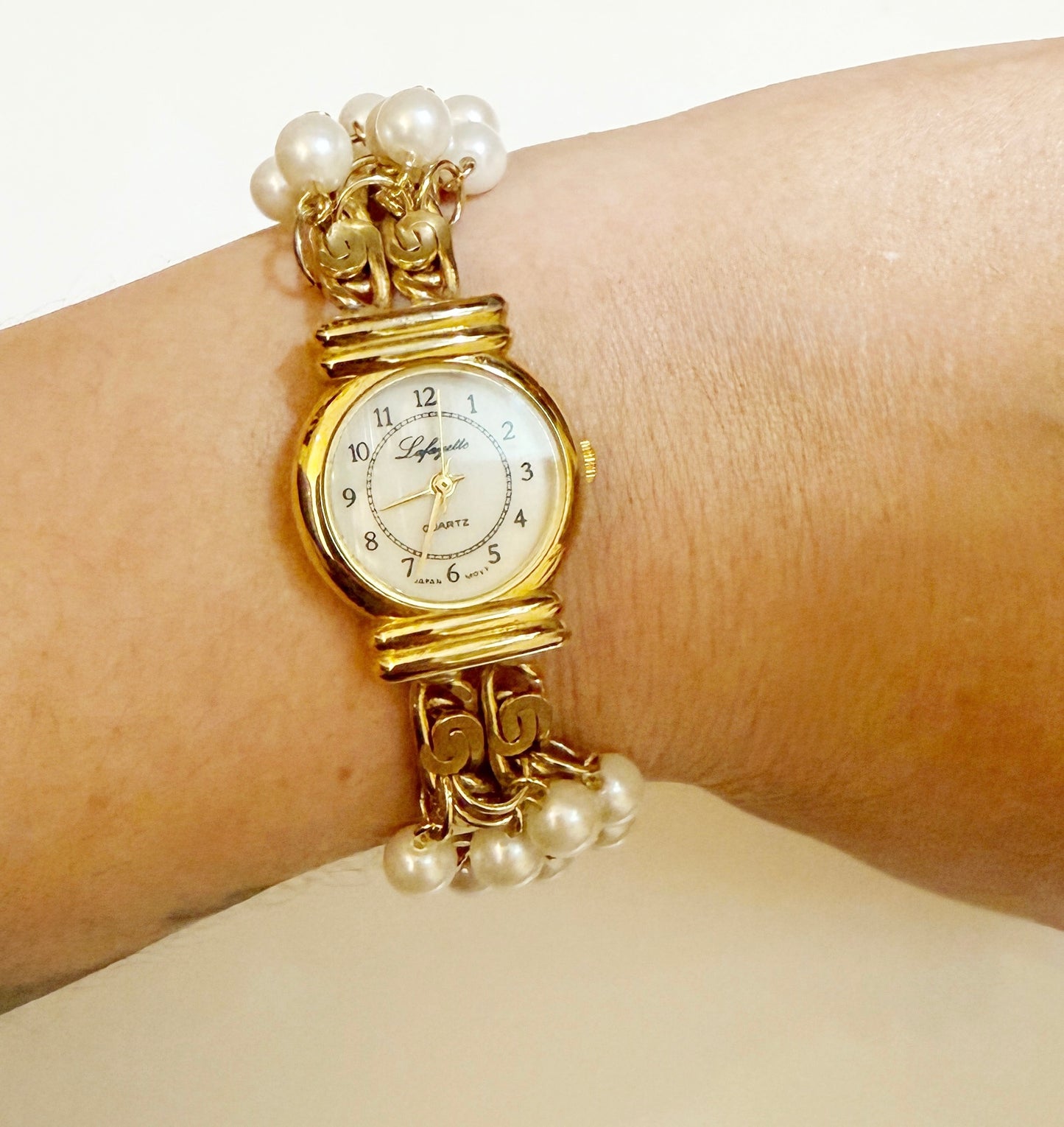 Vintage pearl chain watch