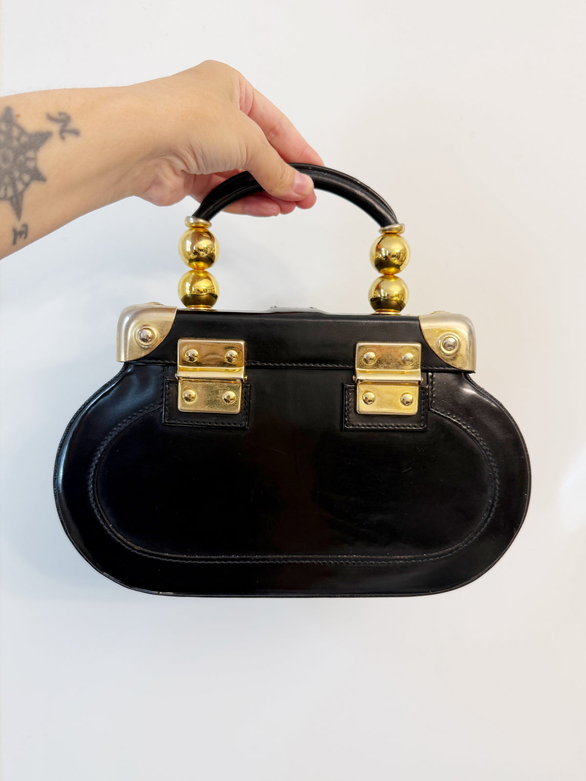 ALL HANDS IN leather purse