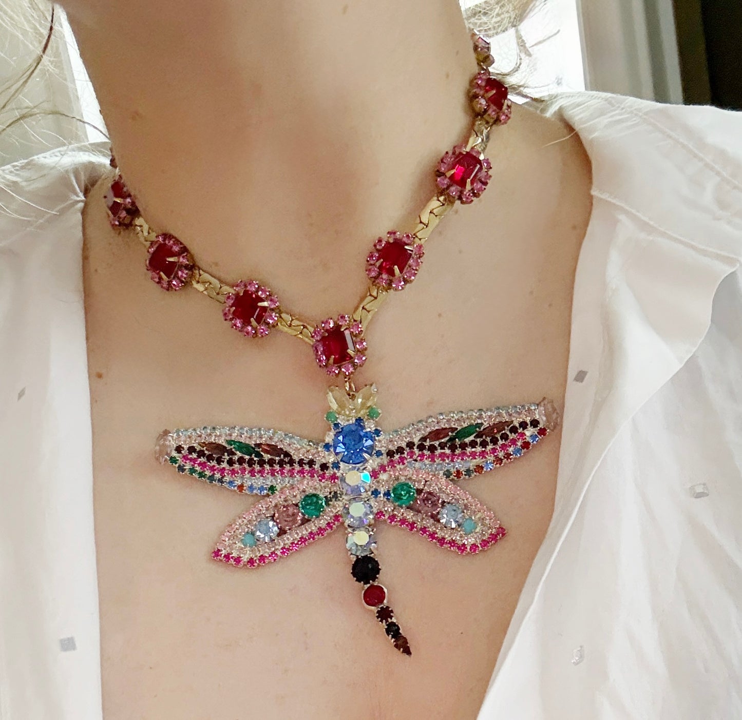 Electric dragonfly rhinestone choker
